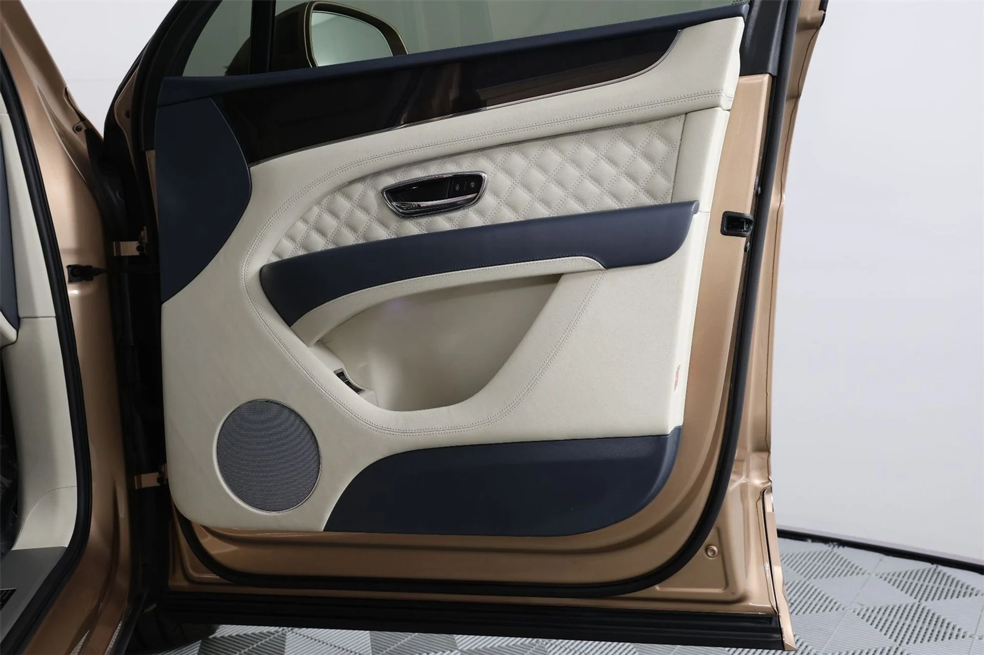 mph027_4173977596_6a7871d9af4b0c4b1b380fbb334bc21d_5caca3c6cb