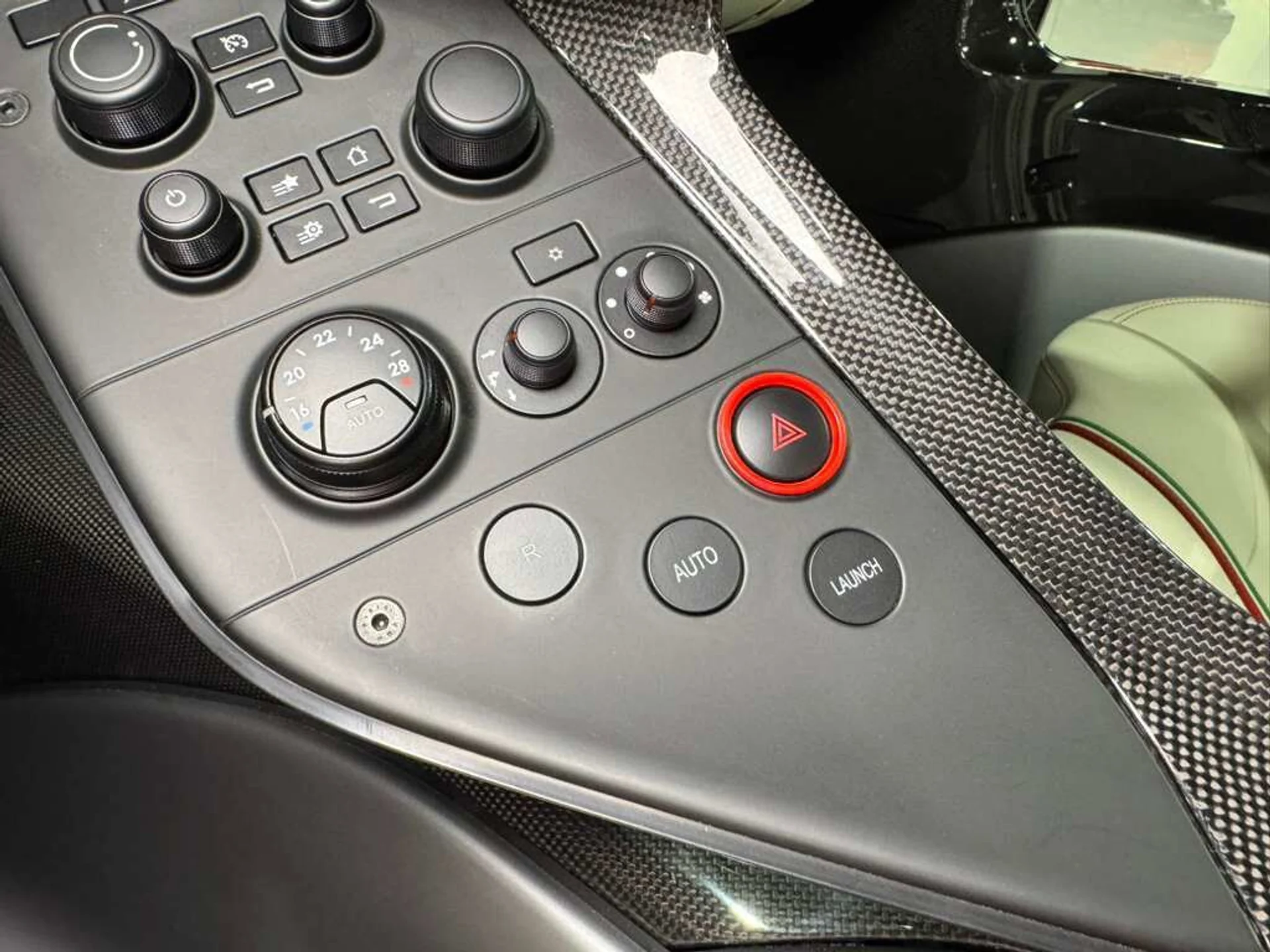 mph027_417425772_38de5975c429ee2e72b55b21d31d129d_13c706b71d