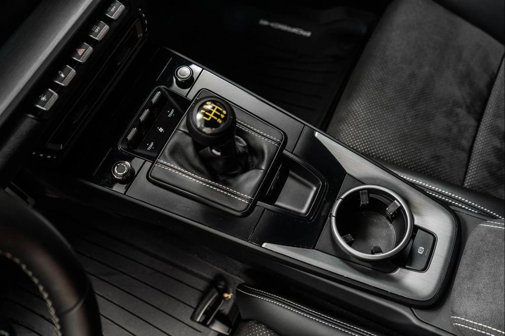 mph027_417822404_KU_Eeh_S_Iat_Wu_OPQK_Oq_Wi4_P_Dc_SI_4_a9eab12f6b