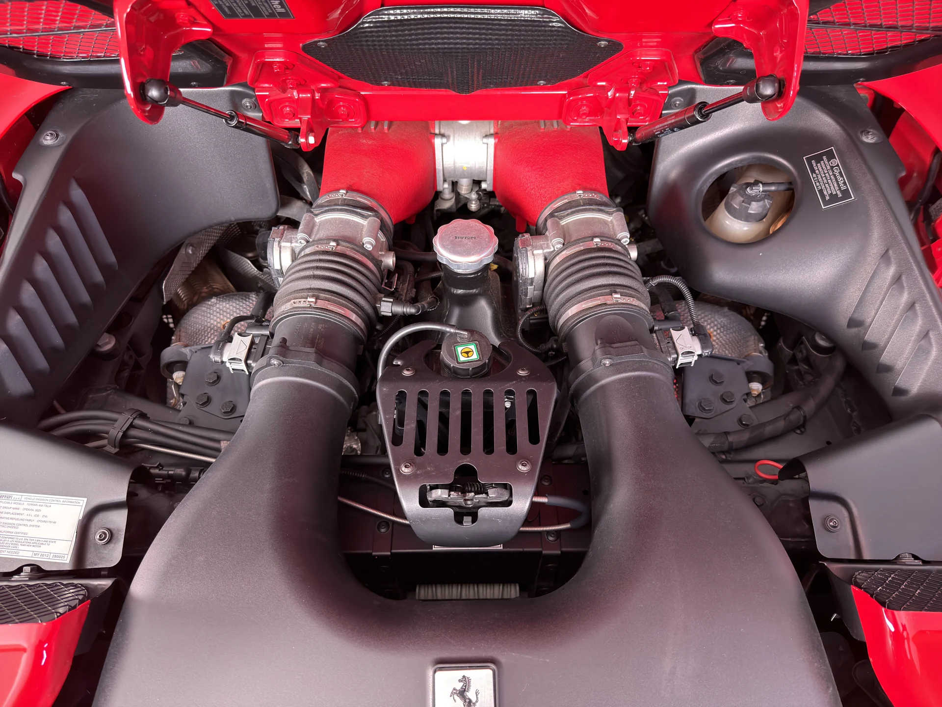 mph027_4193970117_CA_3768_engine_bay_001_f9e5d12059