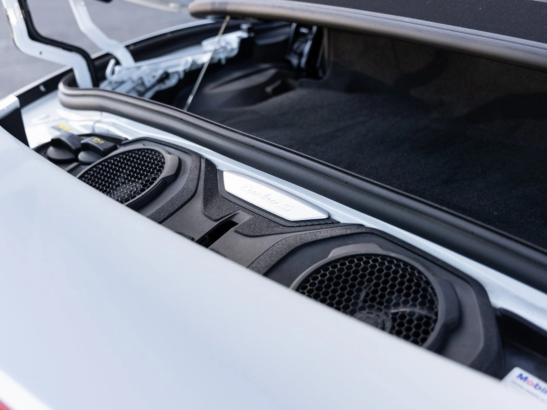 mph027_419602965_28_ca4a9592d6