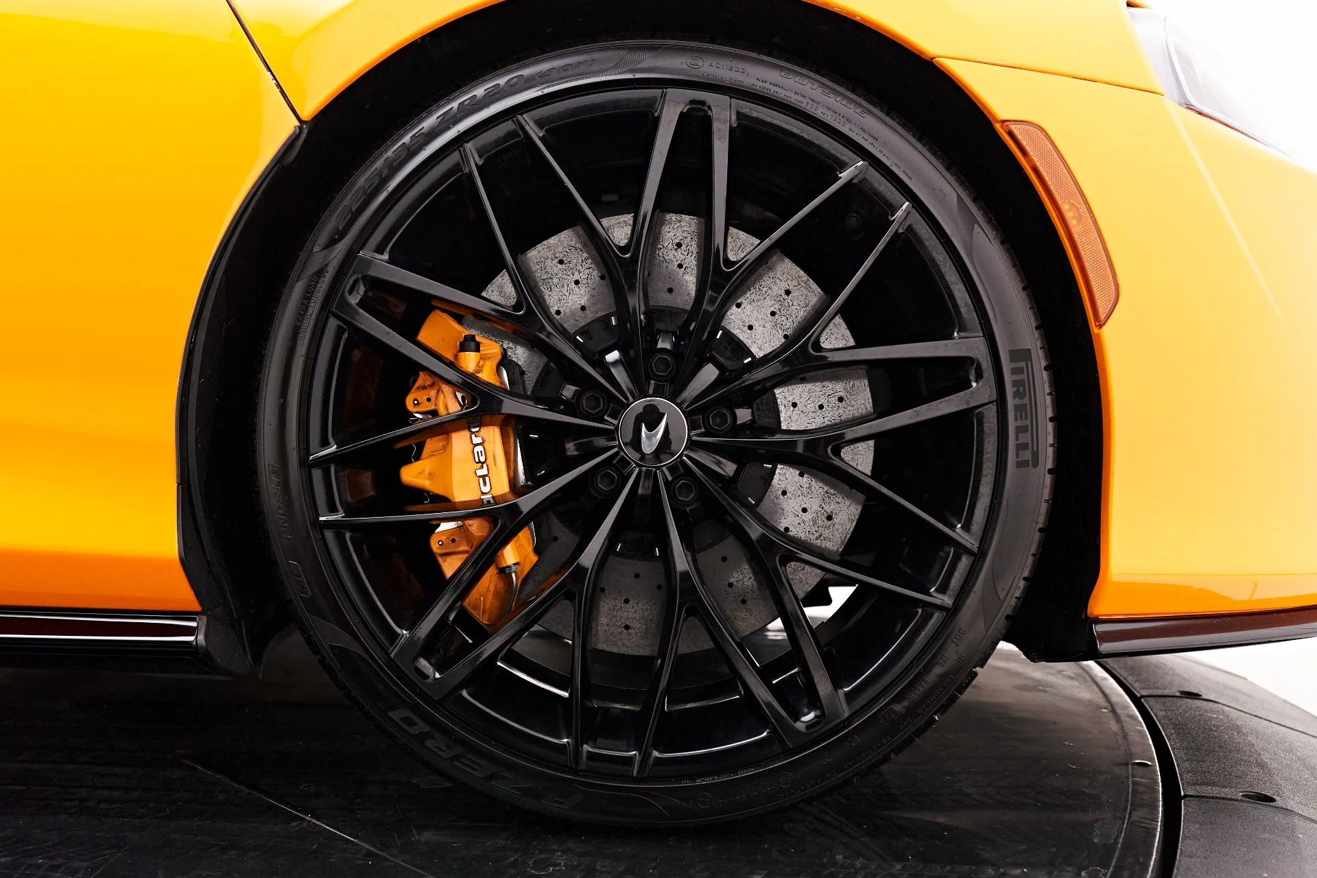 mph027_4198261642_Used_2023_Mc_Laren_GT_Base_1712094494_db304f376c