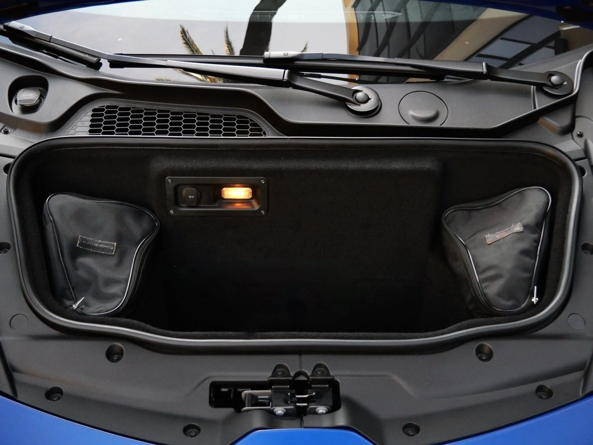 mph027_4200360722_f639040d3379e84279e71e0a731bb3bdx_9a6f247bf0