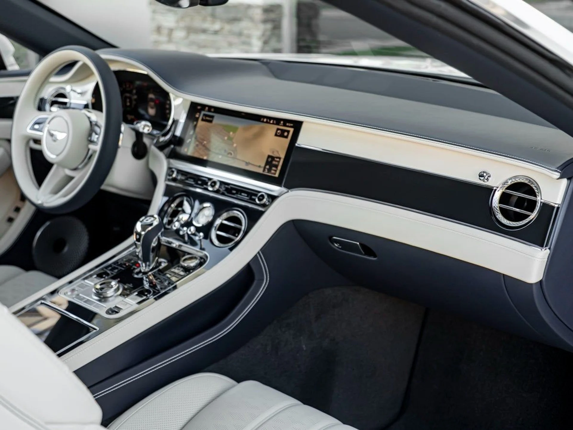 mph027_4207351403_28_974d3f4dd1