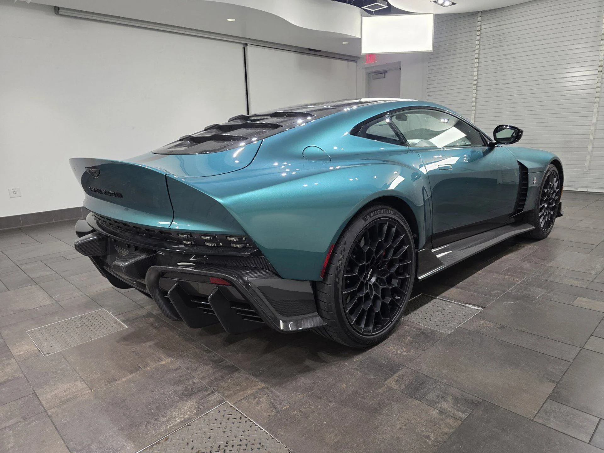 mph027_420740270_53138e6fb5e7ce8ec9eddda1f8552ea3_4400f89168