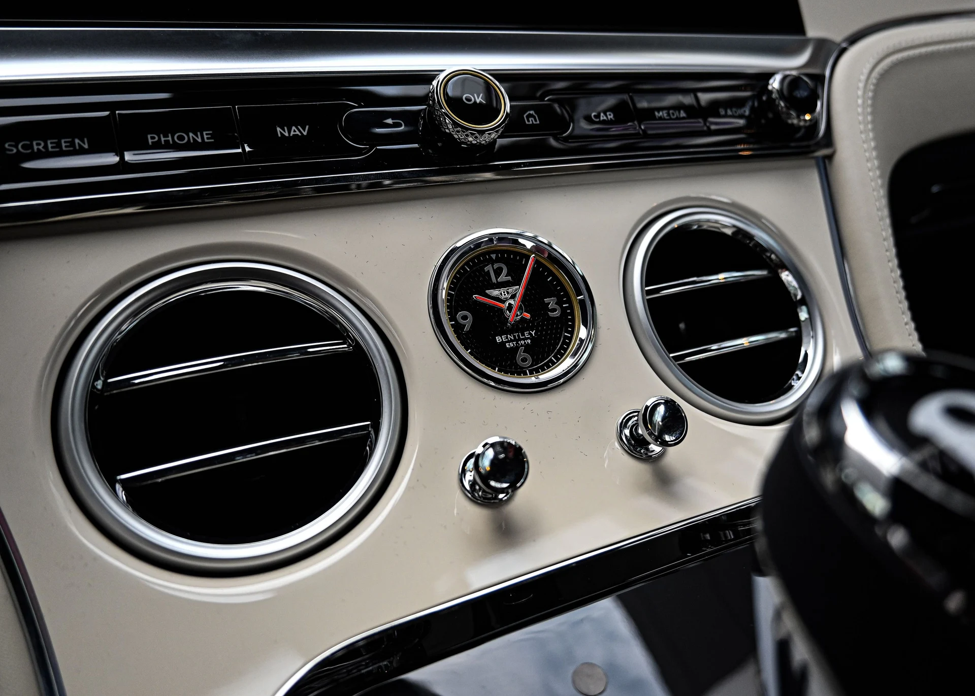 mph027_4210826494_2d4e1239_709f_4887_9114_55394b5645fb_fe5b8257c3