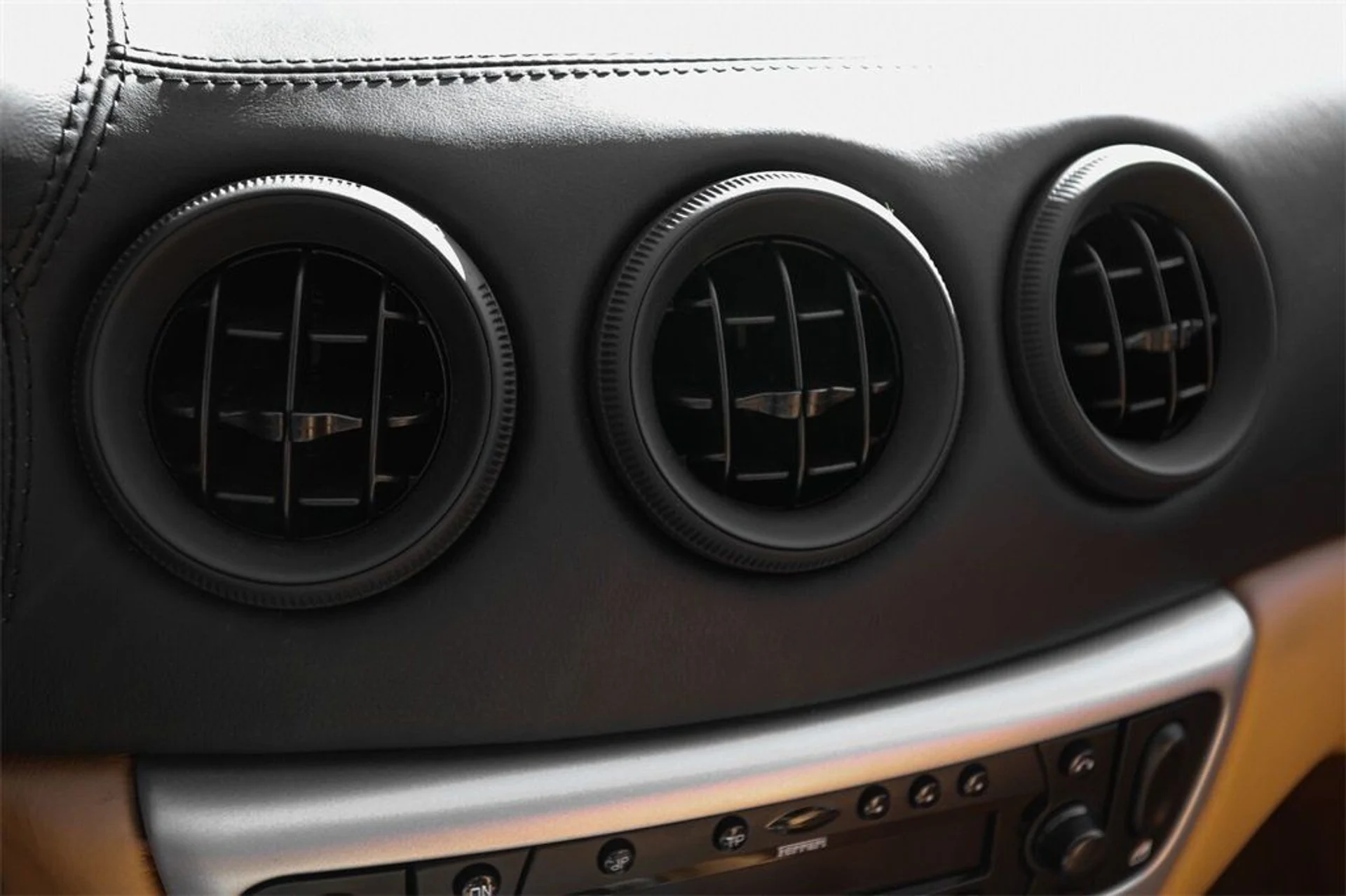 mph027_4212628726_dc2bcdfebd85f7be6cae7bc02f9c15bc_56157ec09c