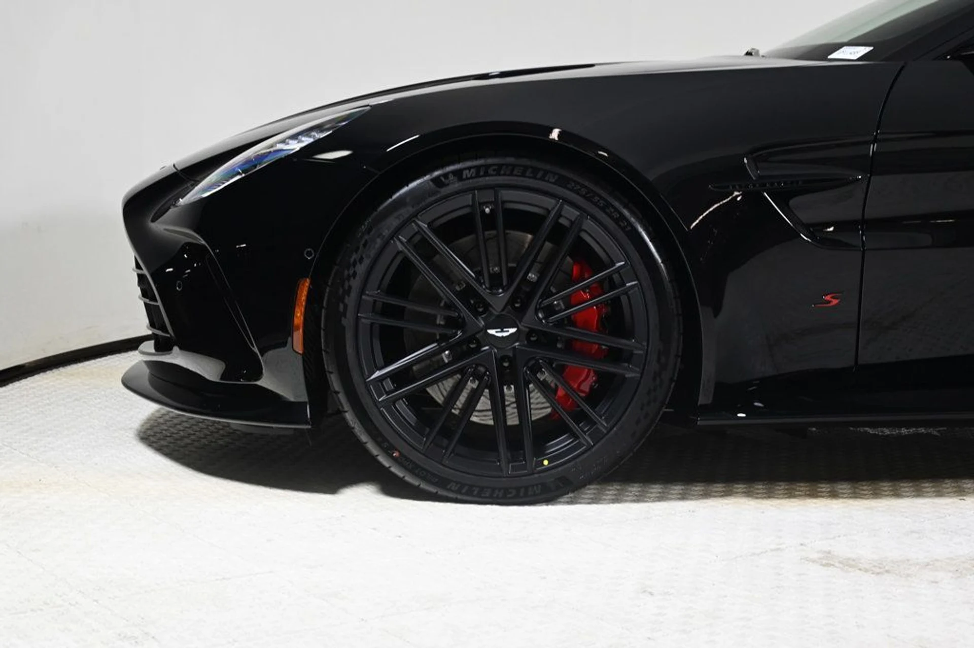 mph027_4219942060_new_2026_aston_martin_vantage_sroadster_11350_22964201_27_1024_720847252c