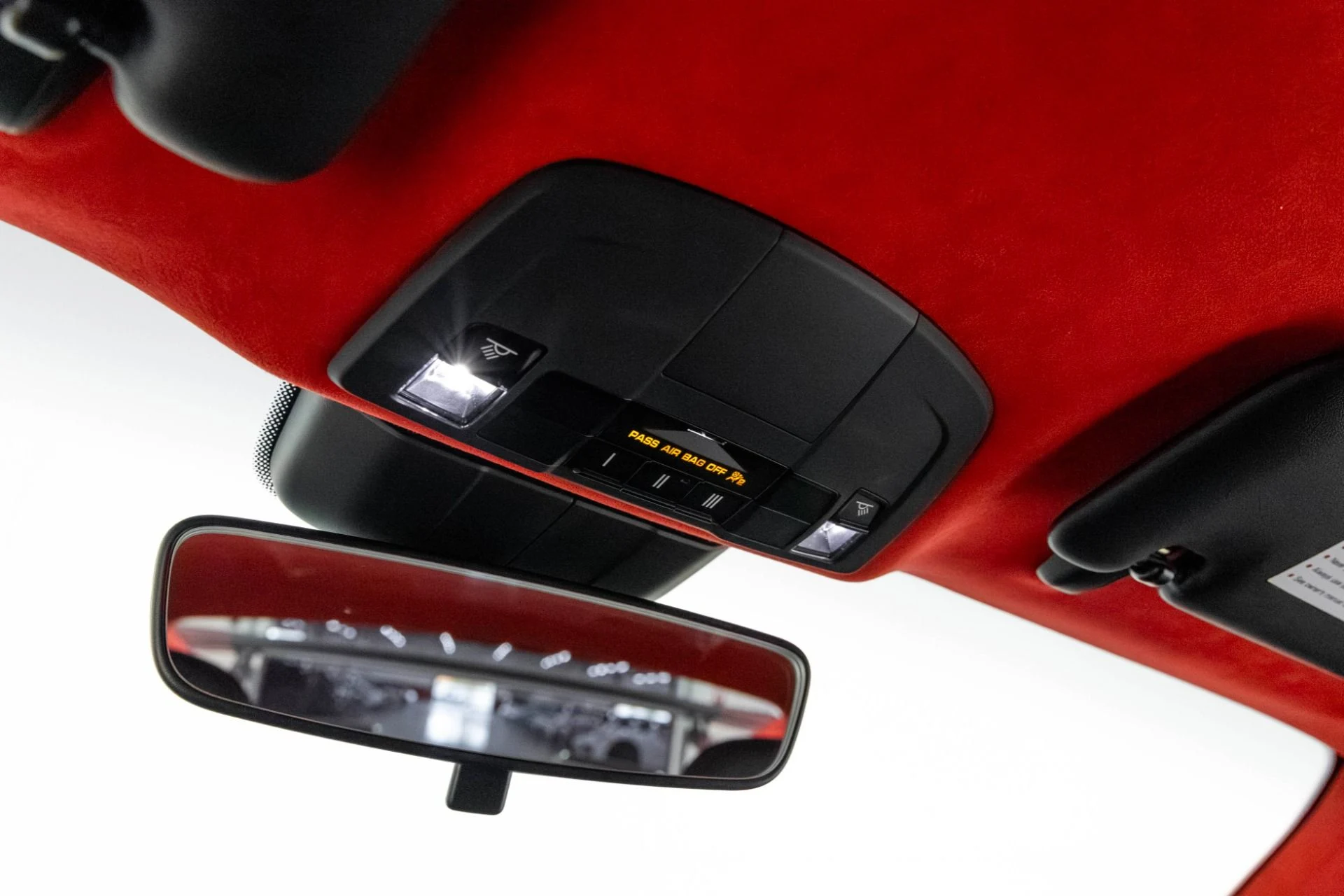 mph027_4222817990_Used_2018_Porsche_911_GT_2_RS_1763508422_9bb35305d3