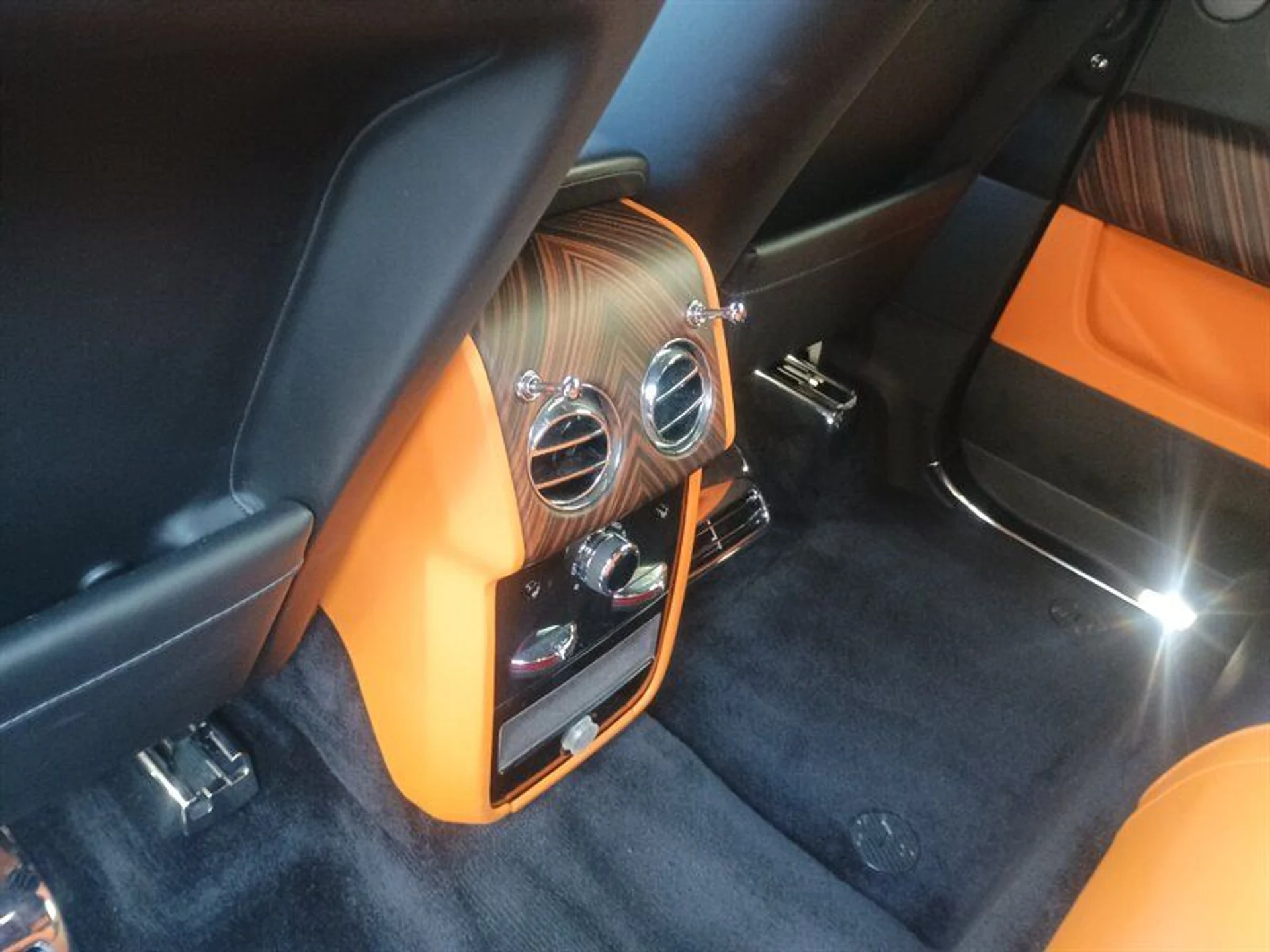 mph027_4225190737_03f85d54d9_800_b061721399