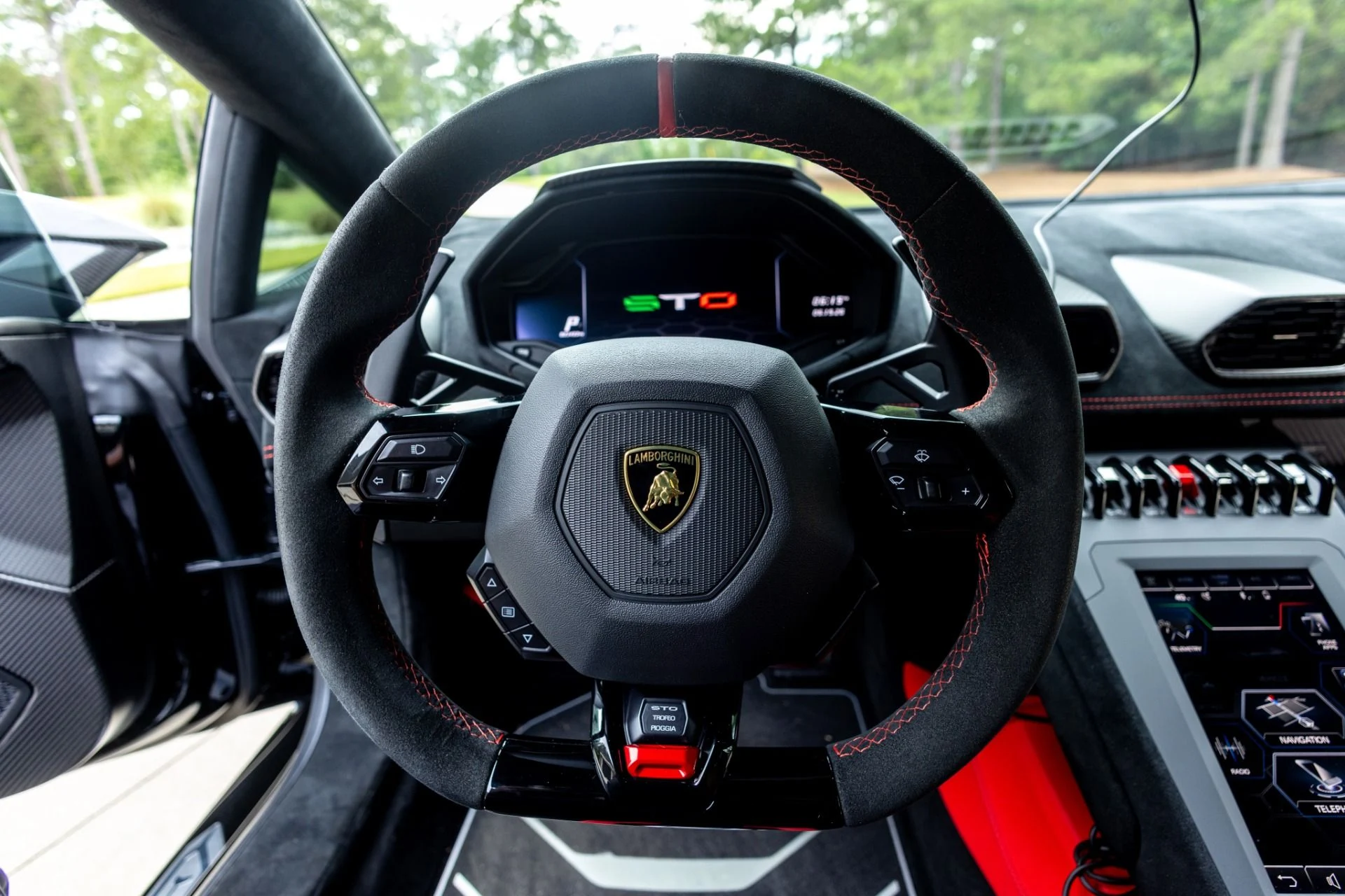 mph027_4227811758_Used_2021_Lamborghini_Huracan_STO_1781723231_c9d4ebb9cf