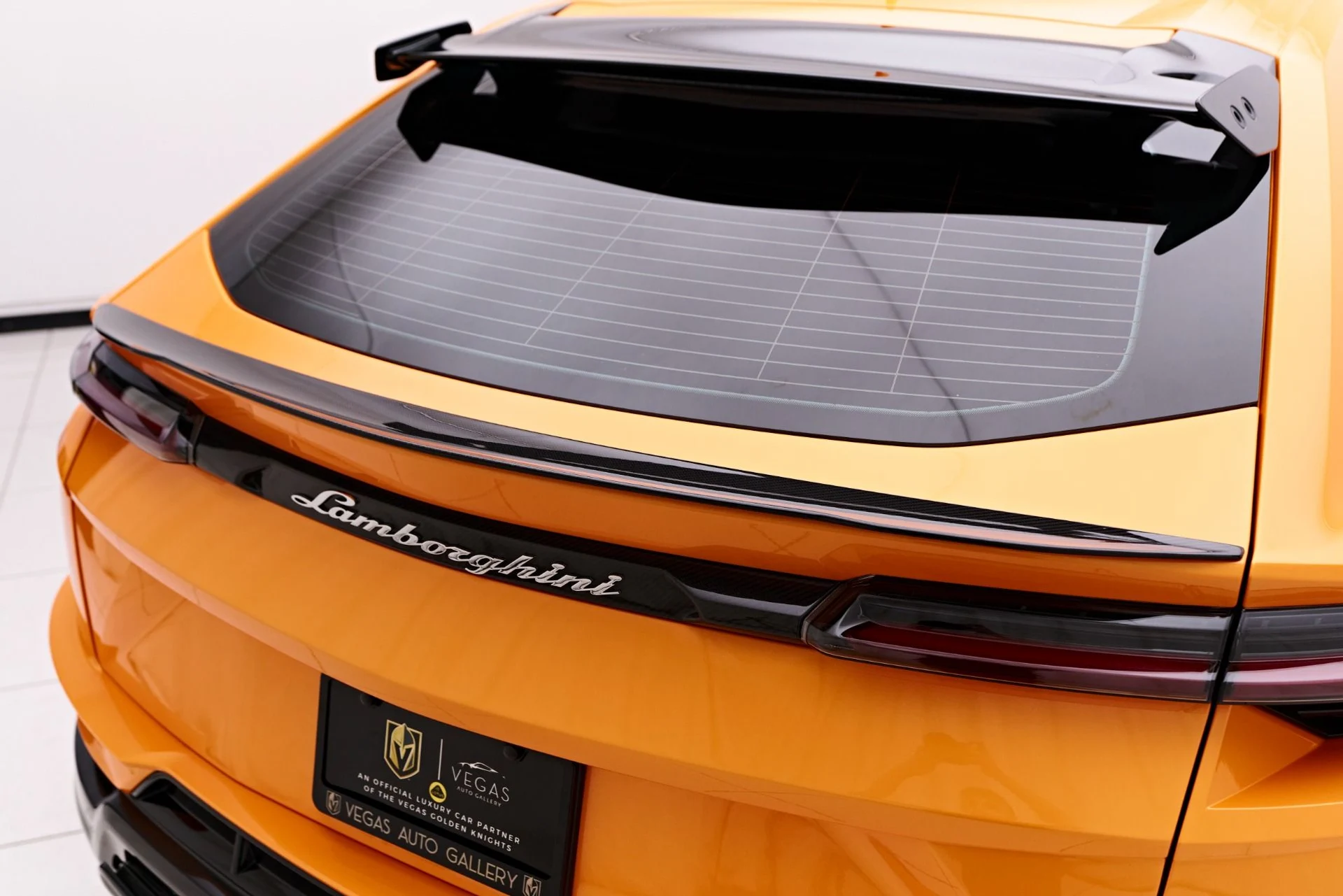mph027_42372900_Used_2023_Lamborghini_Urus_Performante_1758074145_76d3919c7f