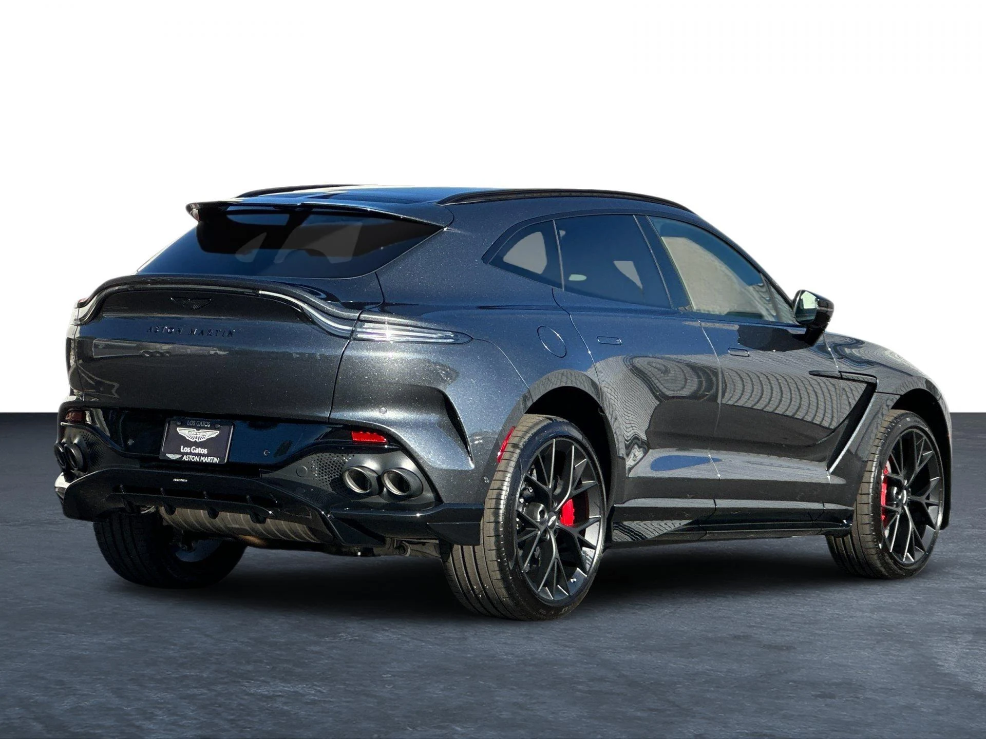 mph027_4243157062_New_2026_Aston_Martin_DBX_1761314829_0429af56ee