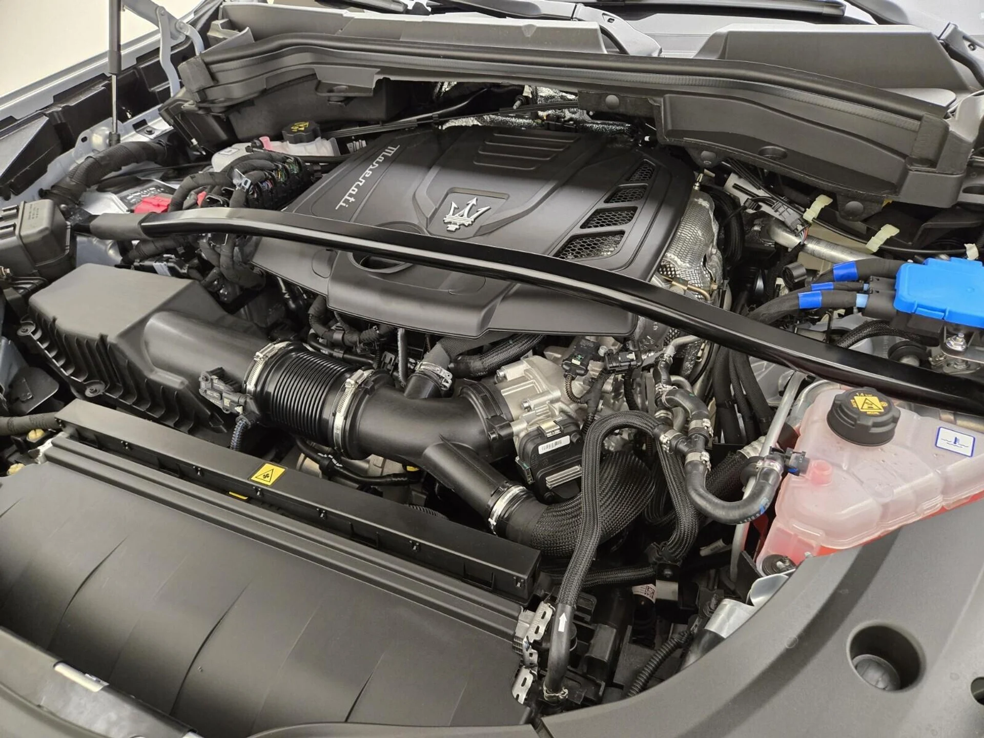mph027_4250103852_New_2024_Maserati_Grecale_GT_1753161437_ec5a4545ca