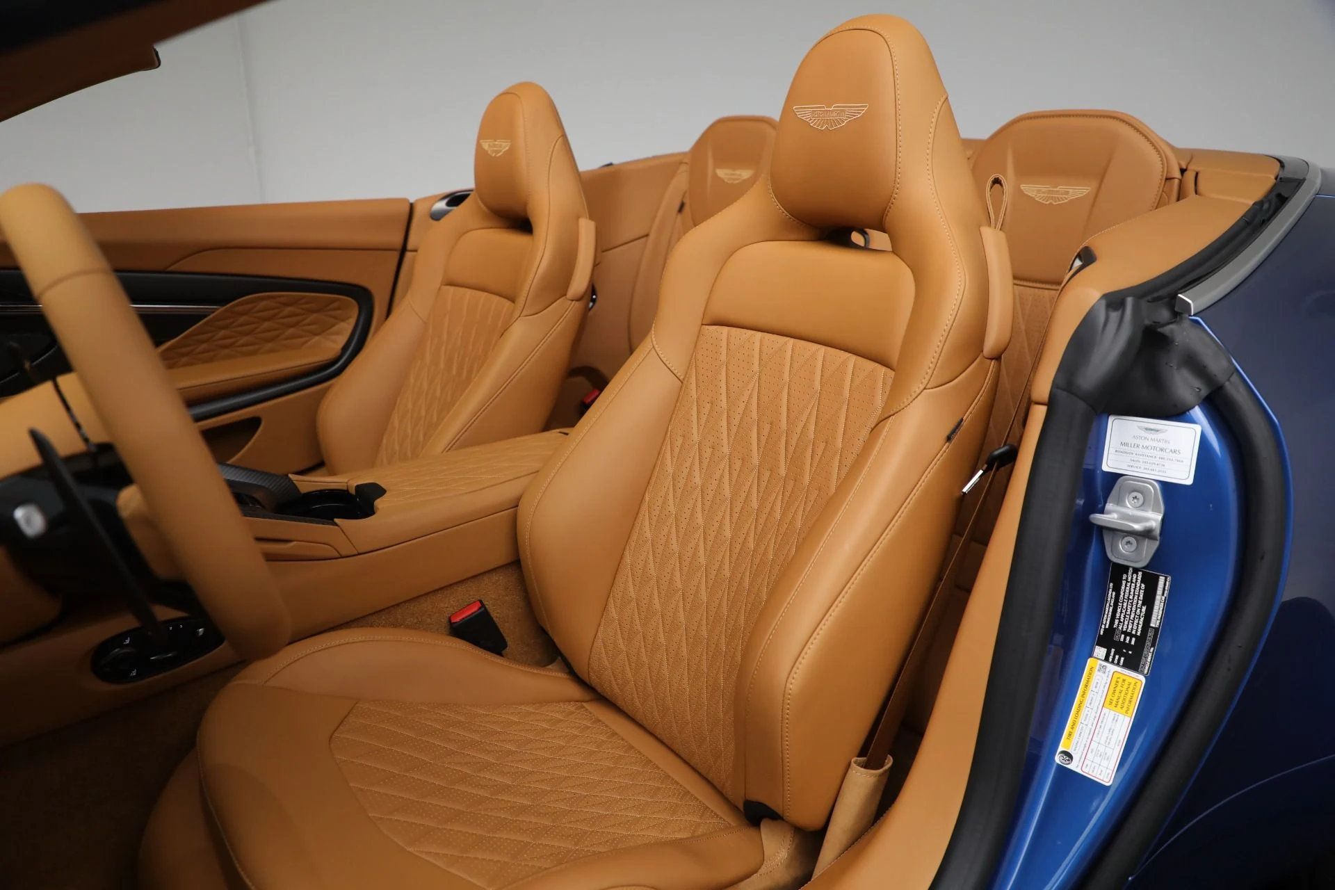 mph027_4254052107_New_2025_Aston_Martin_DB_12_Volante_e80d336c65