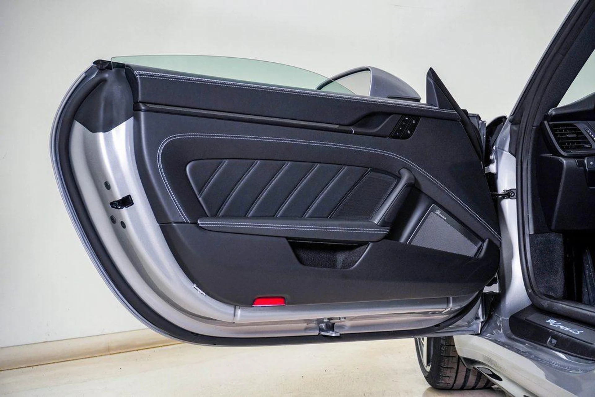 mph027_4256817677_W89es3_Q_Gu1j_Q_R5_Qkbqj_Iwg06fk_c57bd7864d