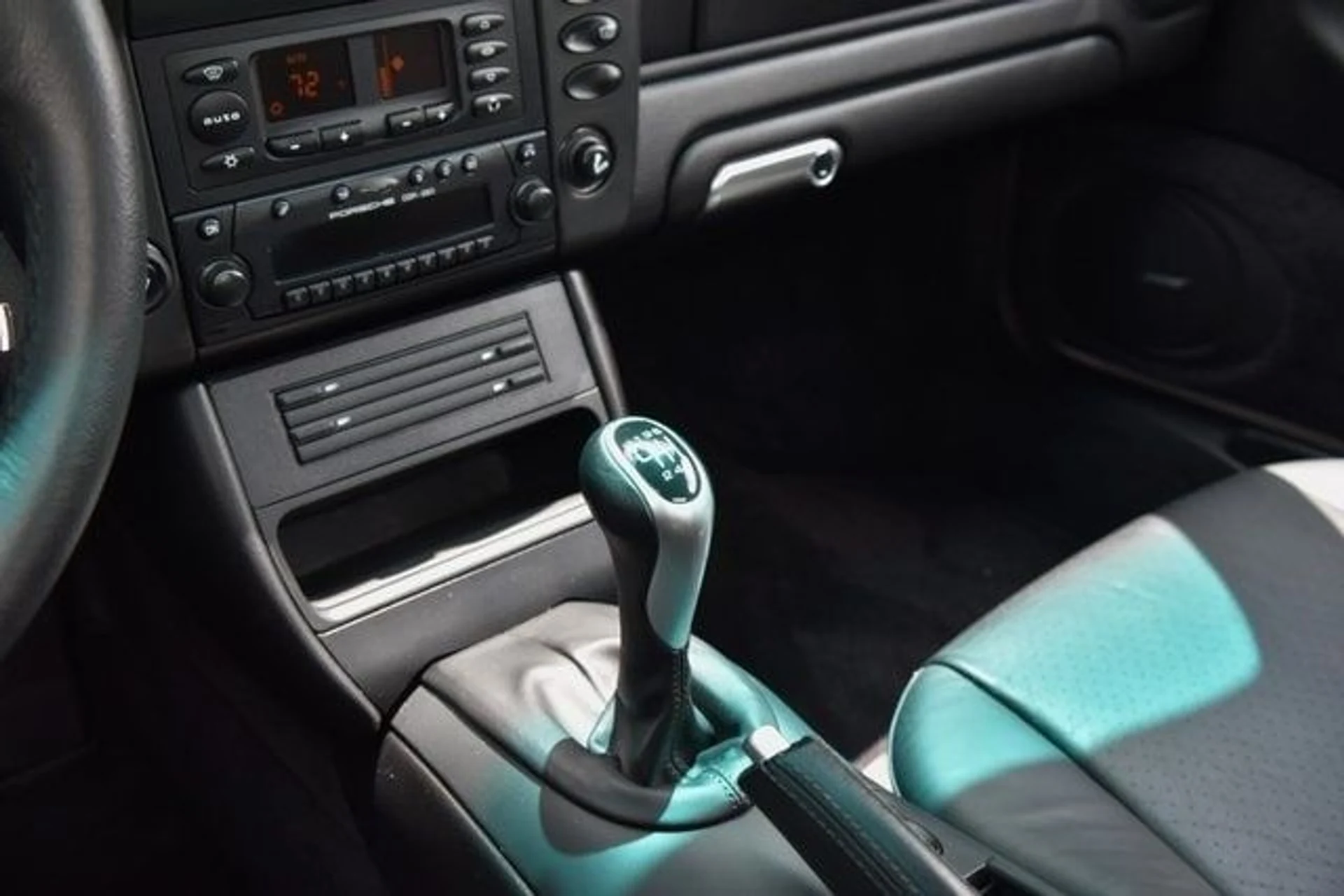 mph027_4259928474_74b202c588ce94717fb7eb51164fd00ax_9745b1e9b8