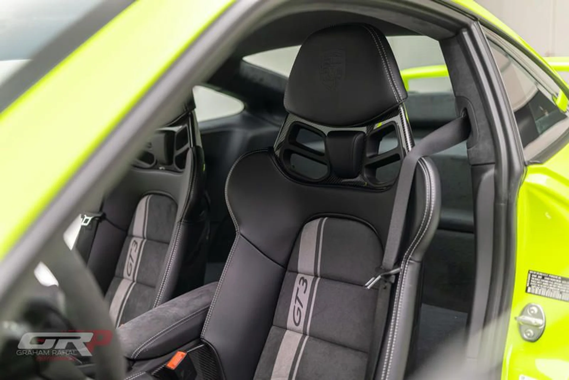 mph027_4265241500_0_C348585_3_D70_4_E8_A_80_B1_52_AFECD_407_E5_2f8a6696d0