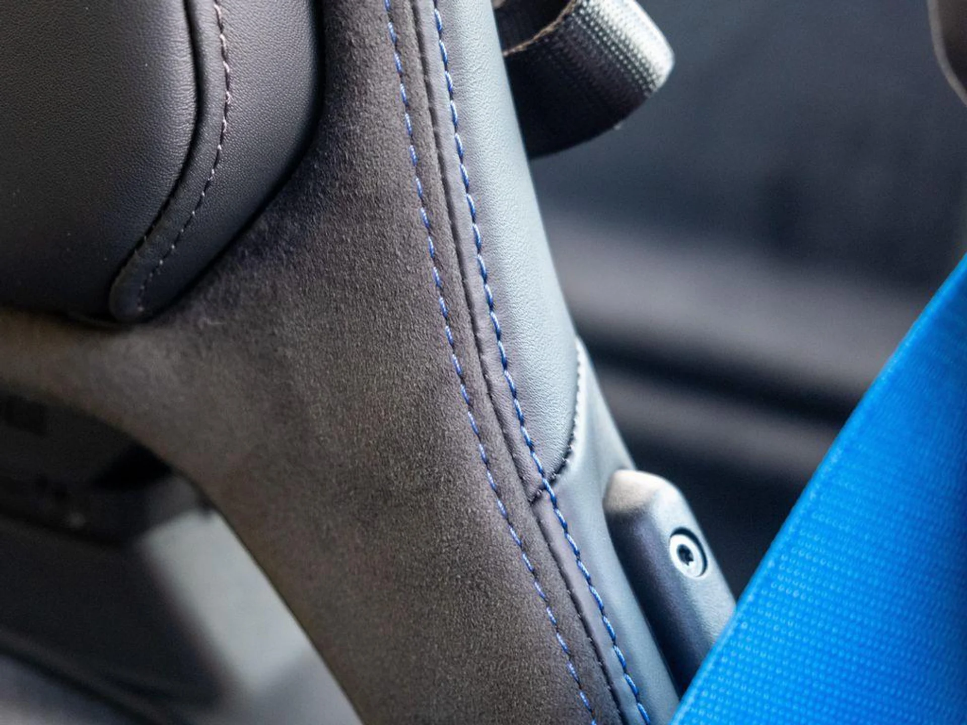 mph027_4274924346_y_Y_P_Nb4_BKK_Whekjy_S_y69e7jqo_38dddd08be