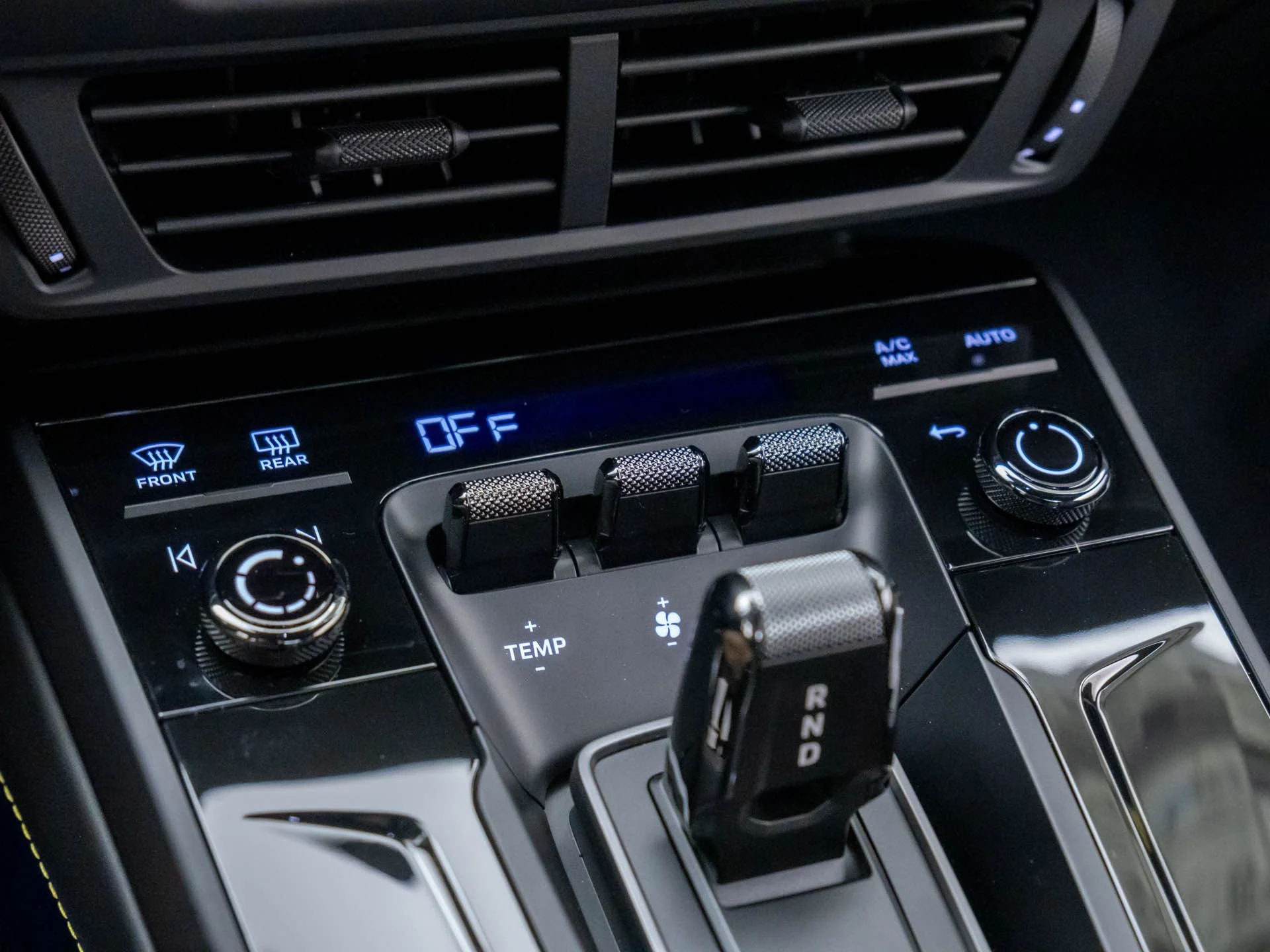 mph027_4276640436_7789cece50eebb9d303fe86639333d41x_06dcdfb216