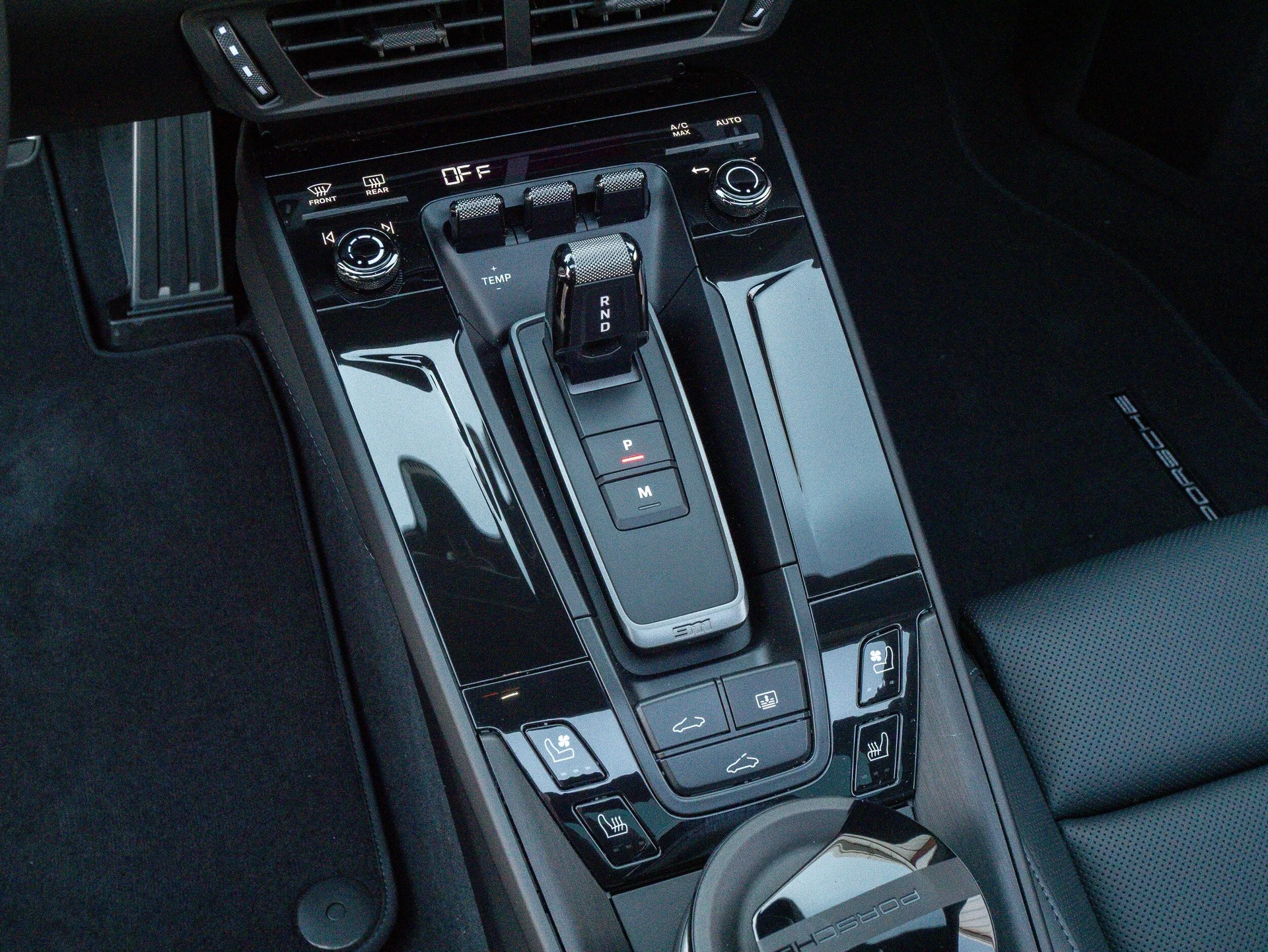 mph027_428483939_210b1b8fc6f205729a909a2057cfa175x_55ed95cde8