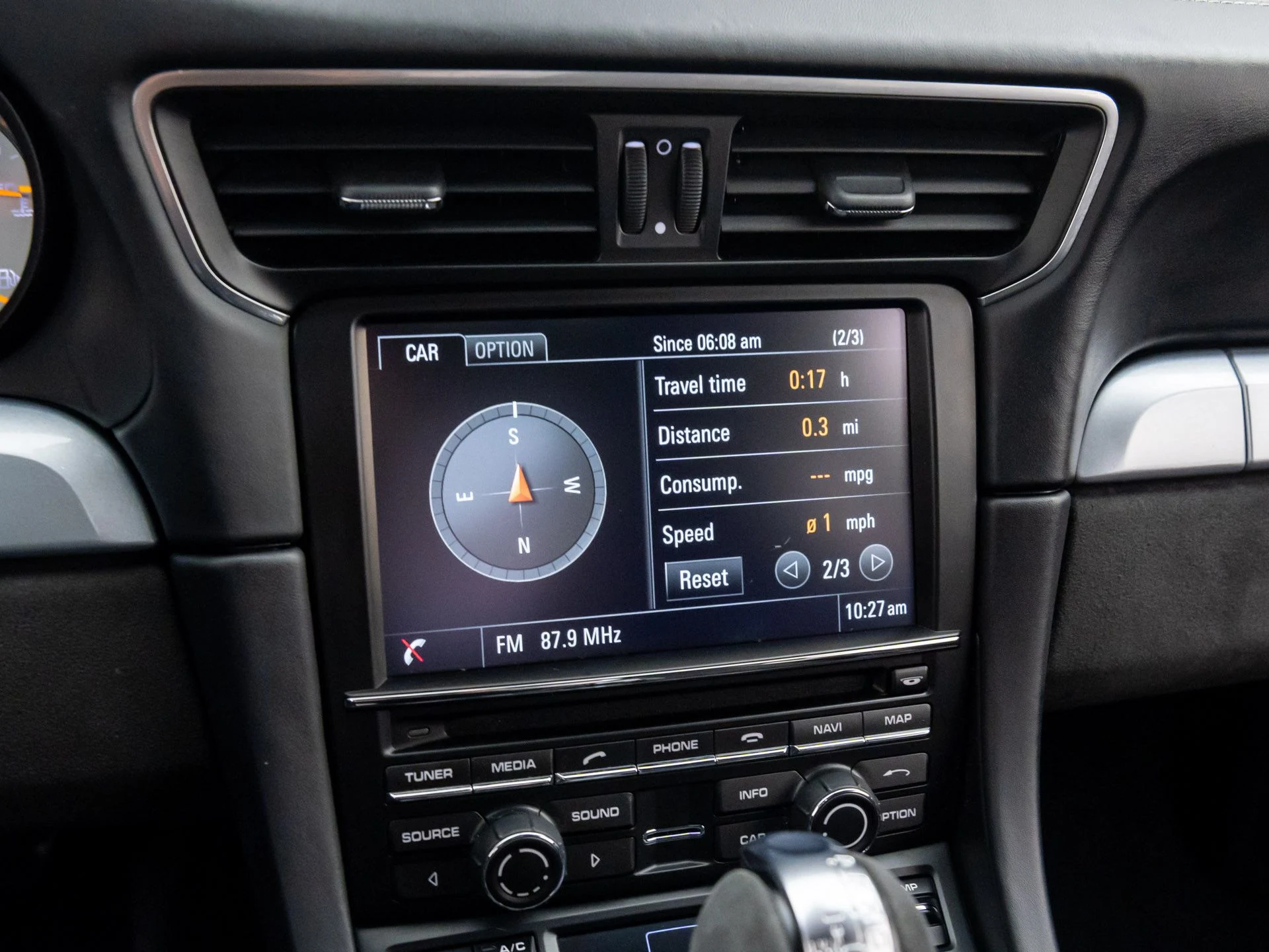 mph027_4286532580_bdba2791278fc37e38c67f706c5a8e84x_039eca67e3