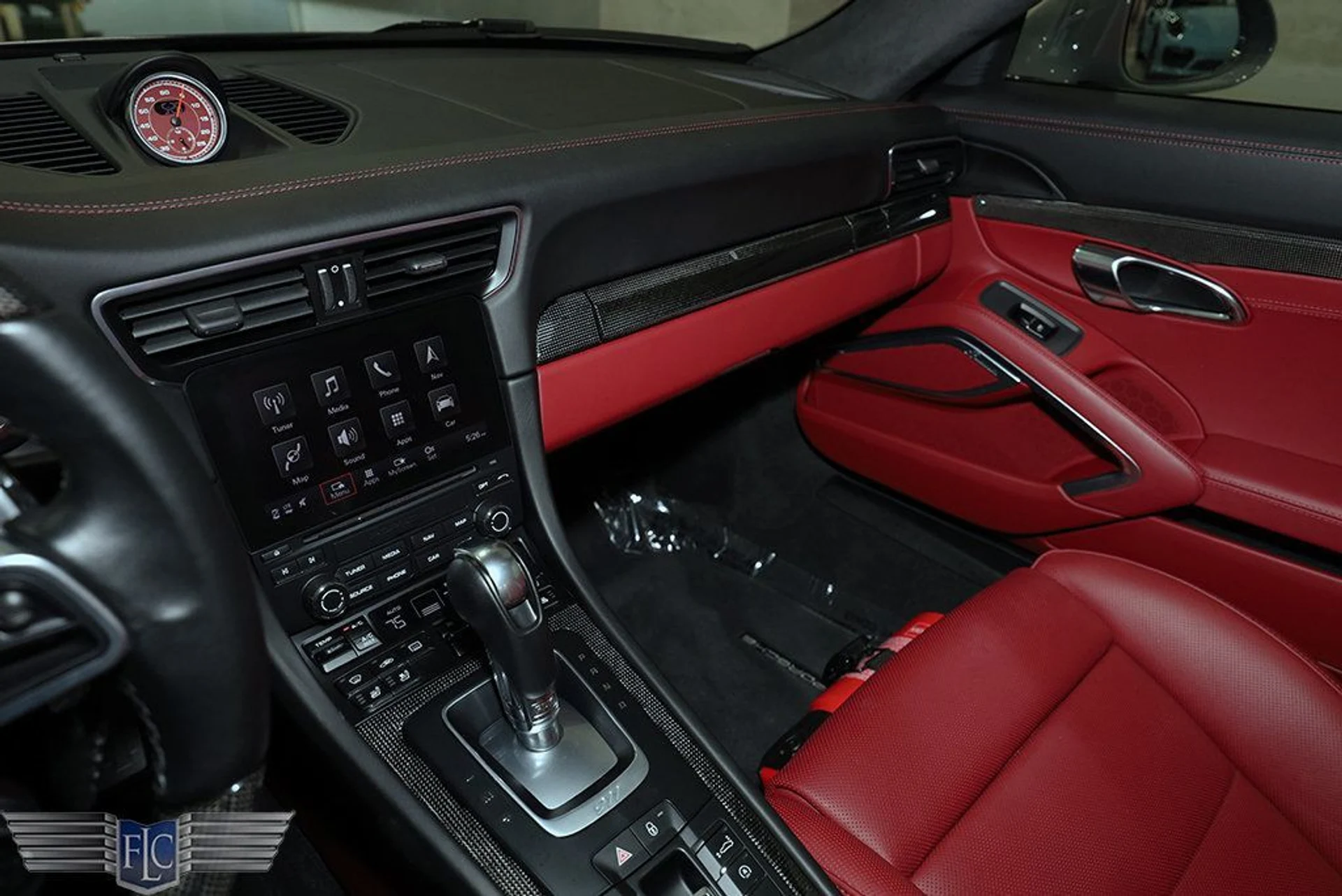 mph027_4287592837_used_2018_porsche_911_turboscoupe_9689_22116353_28_1024_9e016b7baf