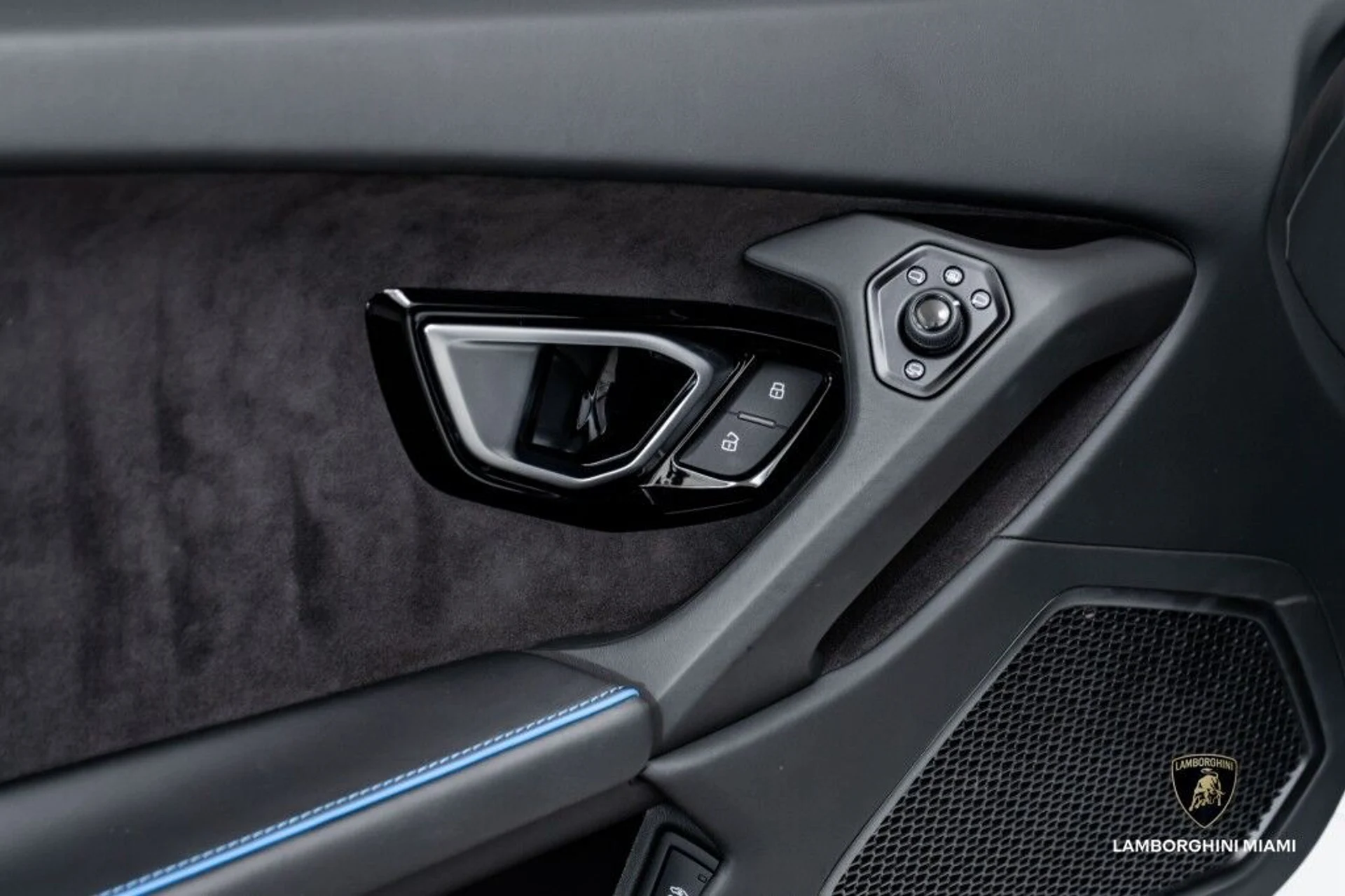 mph027_4293562714_1effb5651e373c0d0d40103d24571c22_69dba78249