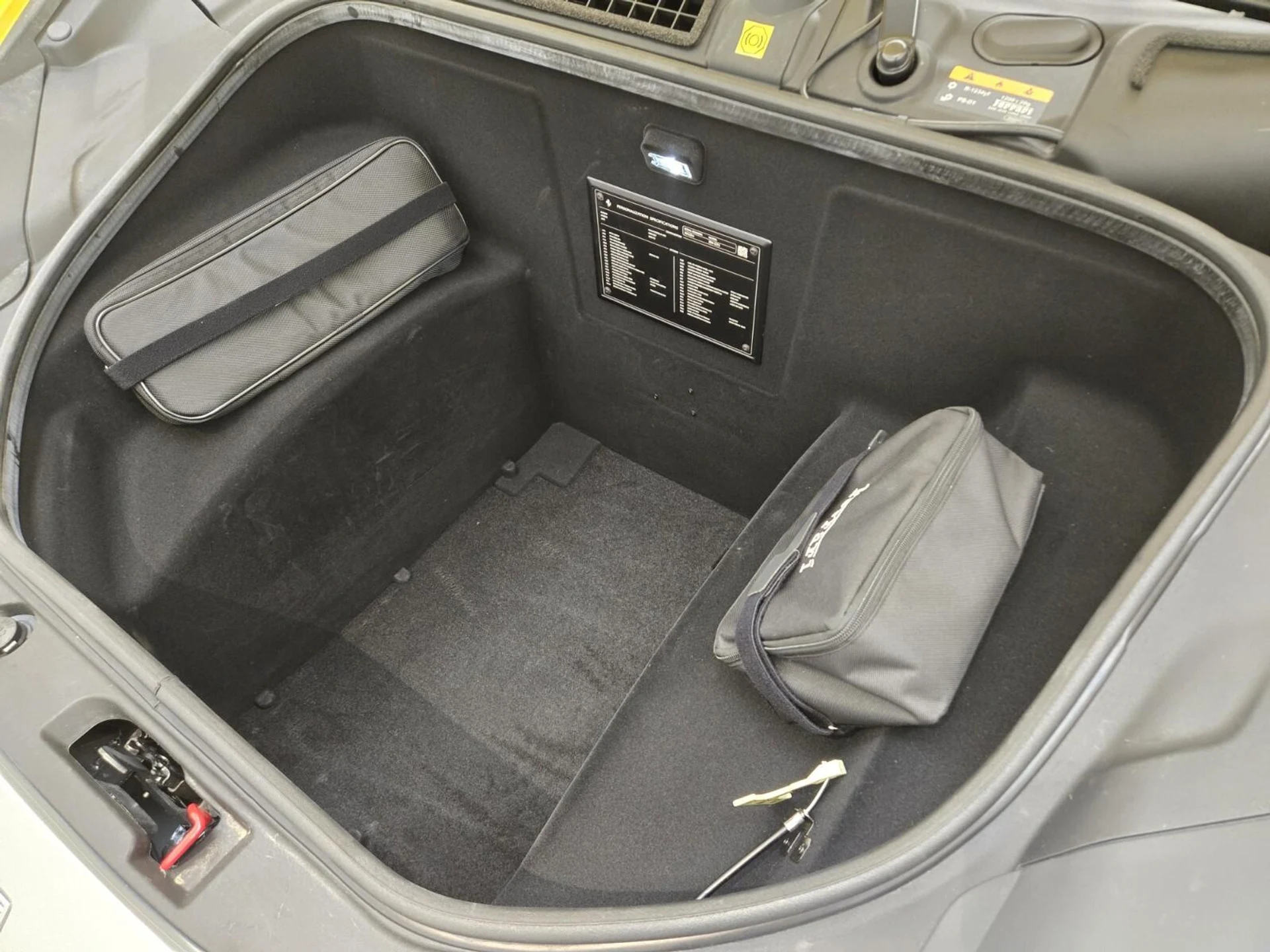 mph027_436594236_Used_2023_Ferrari_296_GTS_1749124465_9b0e36171e