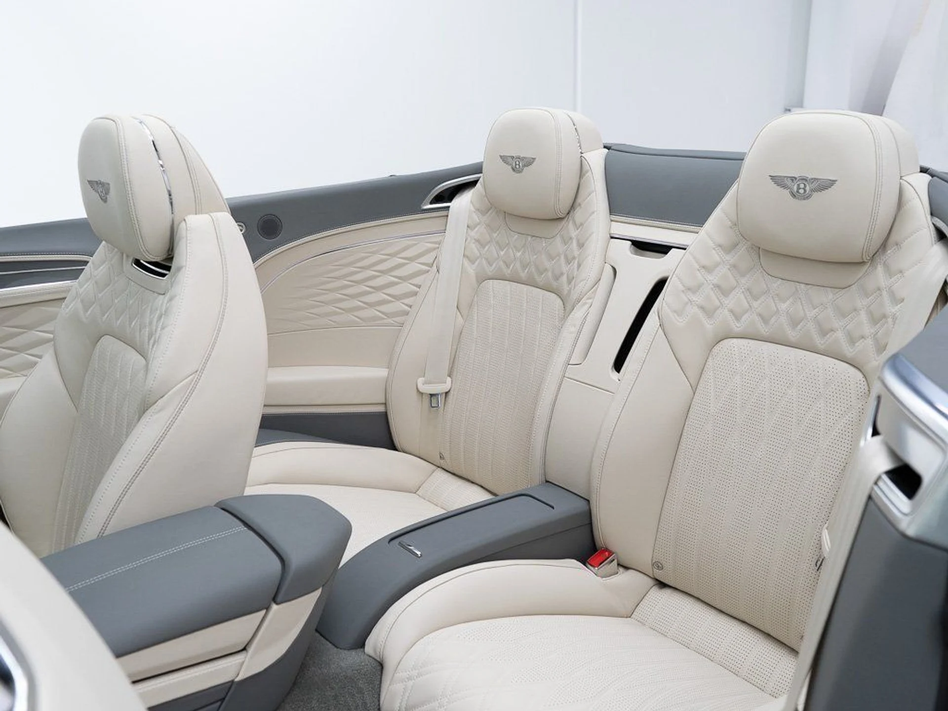 mph027_437648748_a4fee085e5503ae2ee9629111ad861fd_54055e551e