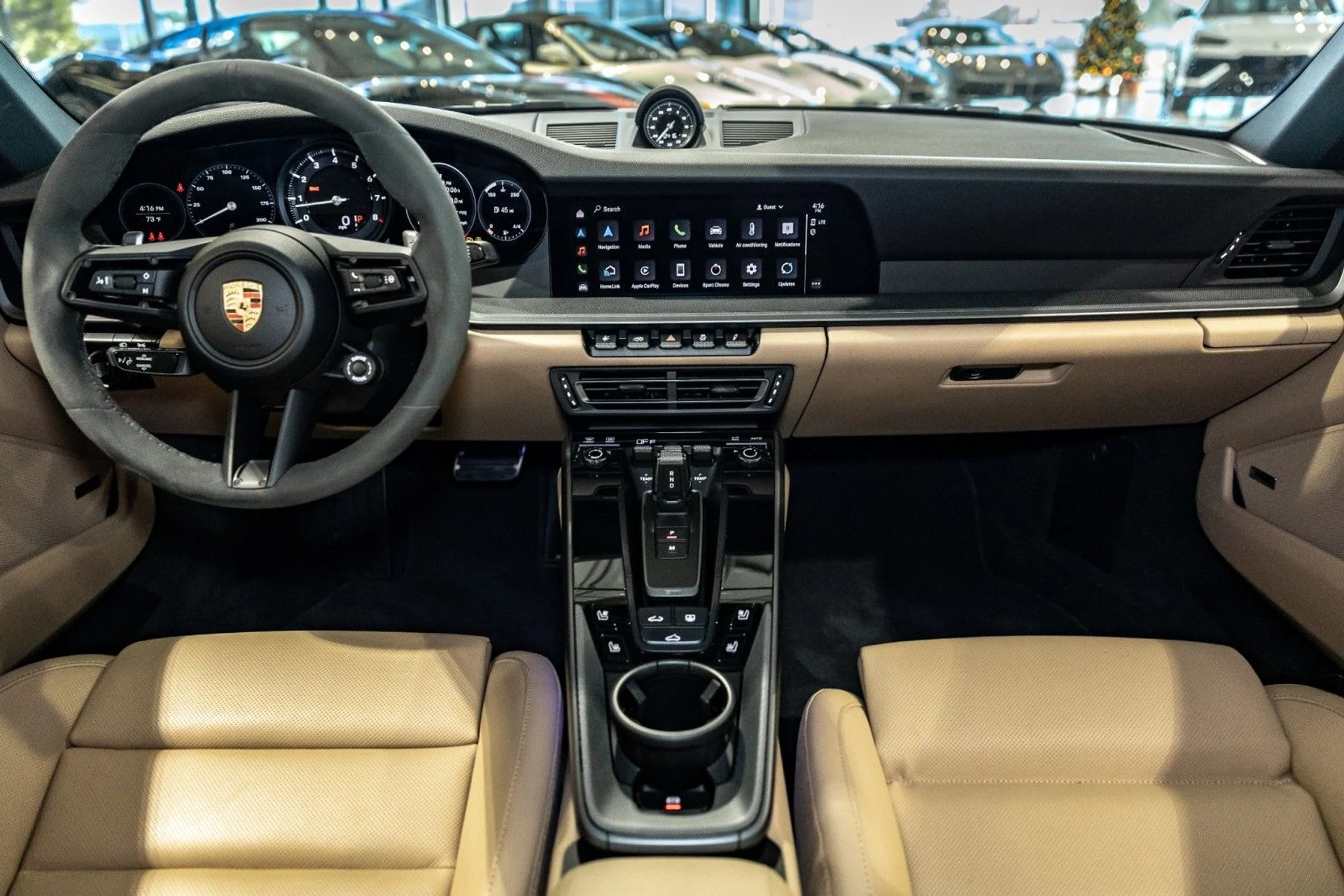 mph027_438134164_GQ_00ec7ab72f