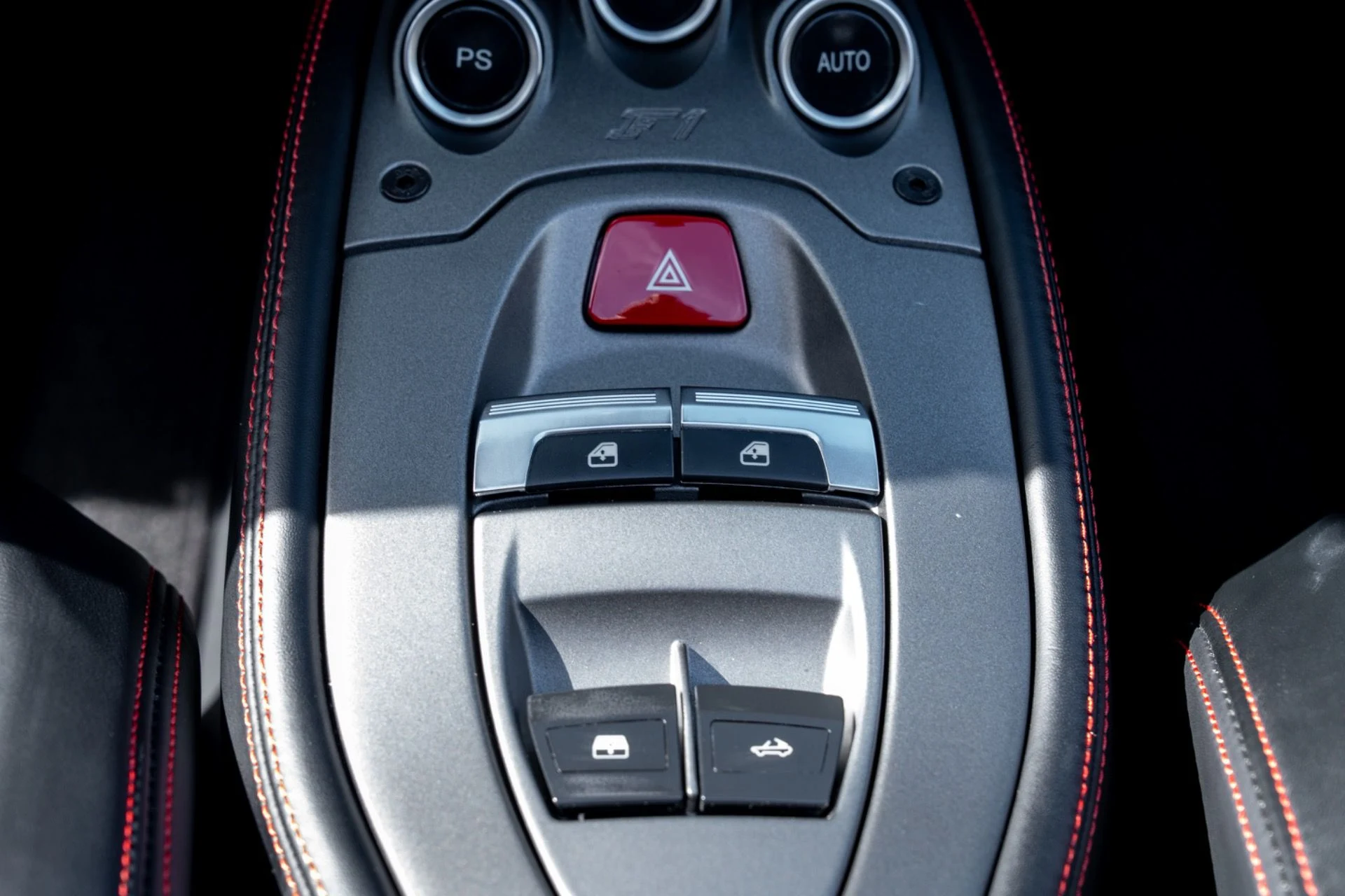 mph027_445150031_Used_2013_Ferrari_458_Spider_1786379809_4e71ad9722