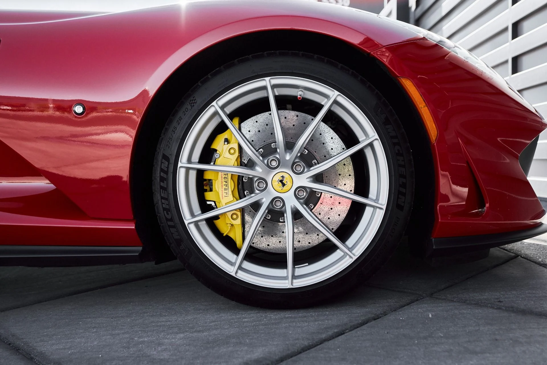 mph027_446270718_Used_2018_Ferrari_812_Superfast_Base_1767042820_fe651b195f