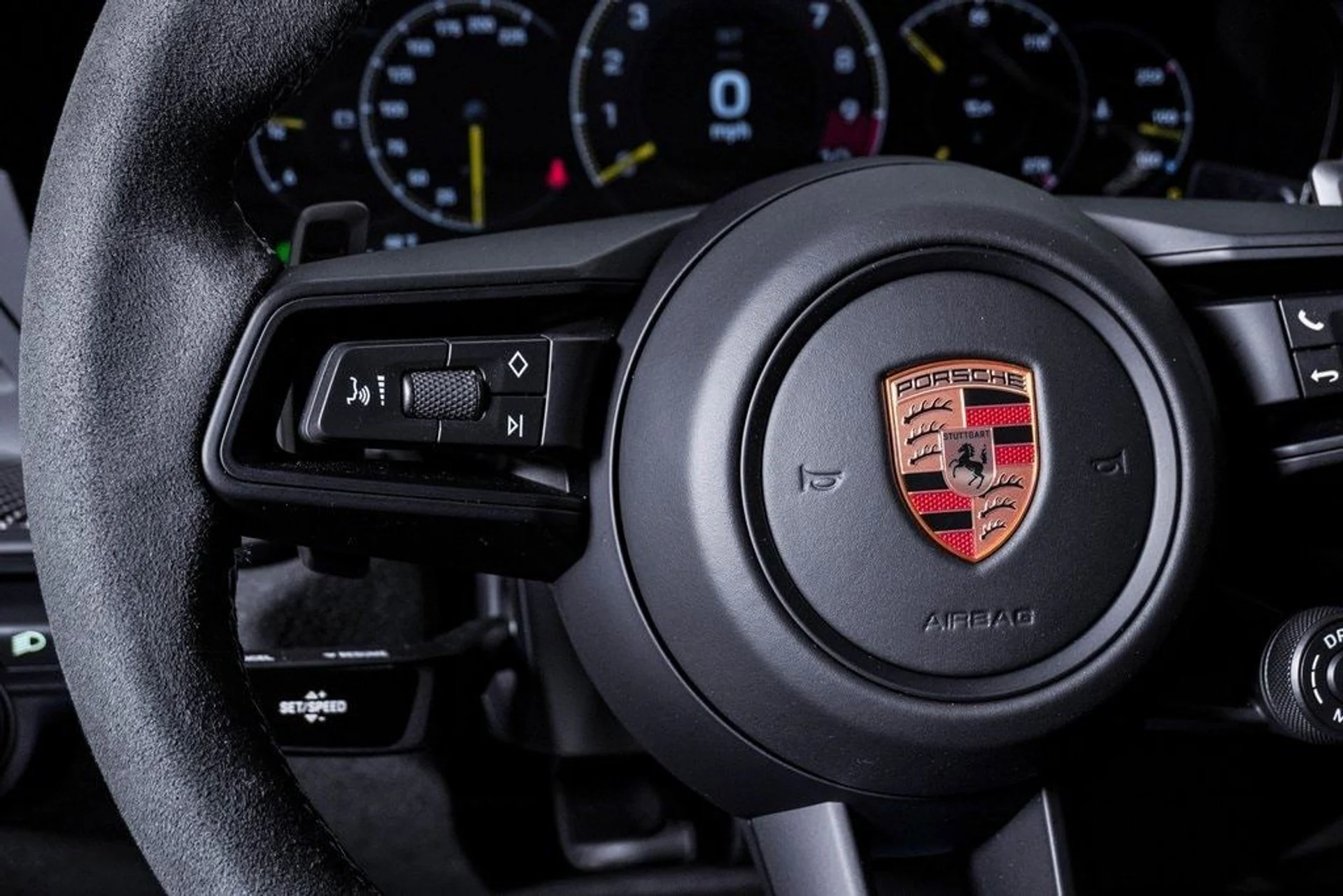 mph027_447082951_a27f661a52ac27365e67775a06d3f670x_29a592bfe2