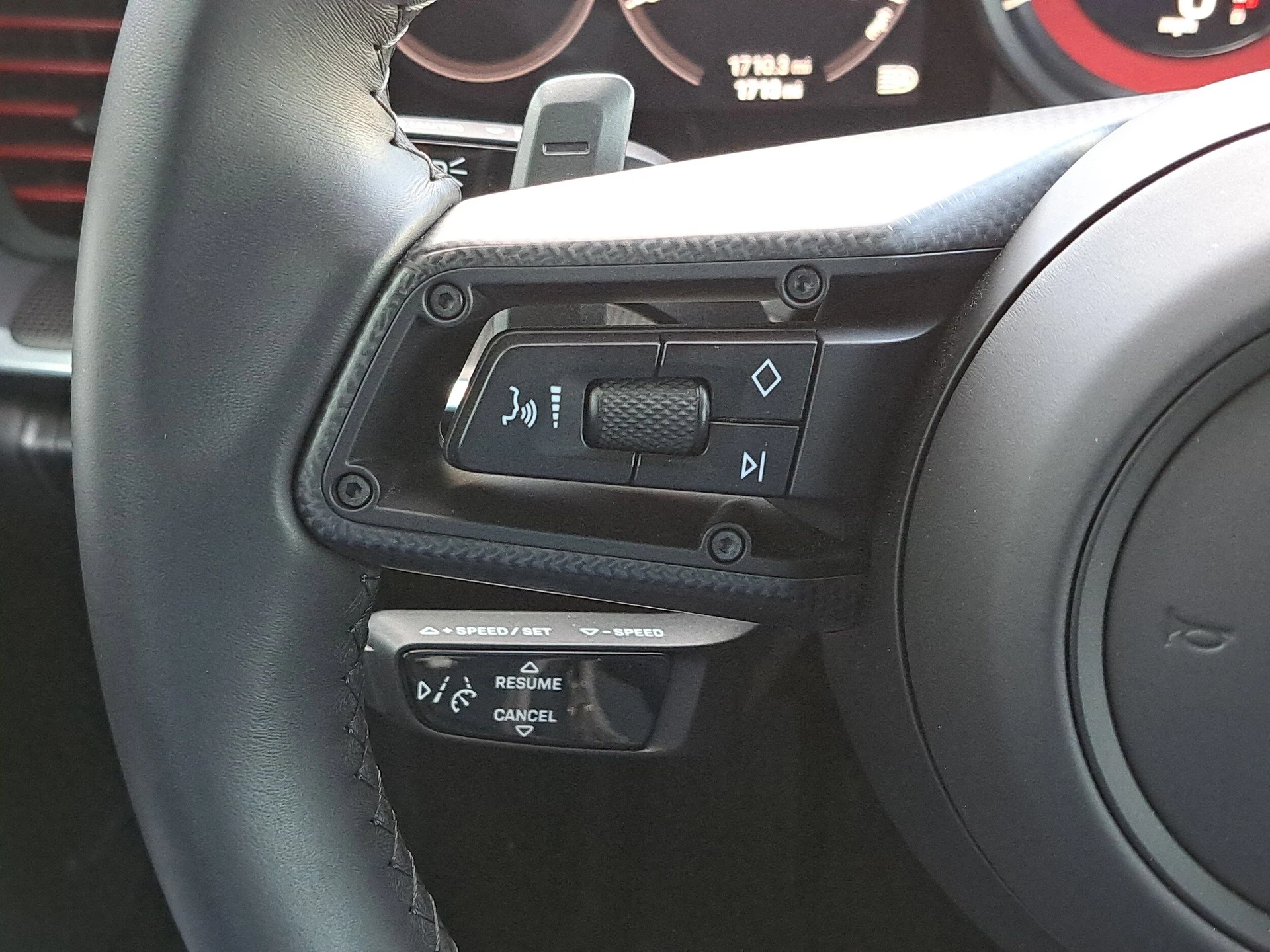 mph027_448804911_5249514f168cf7d24c25ea066d1b99b3x_2ff4f98705