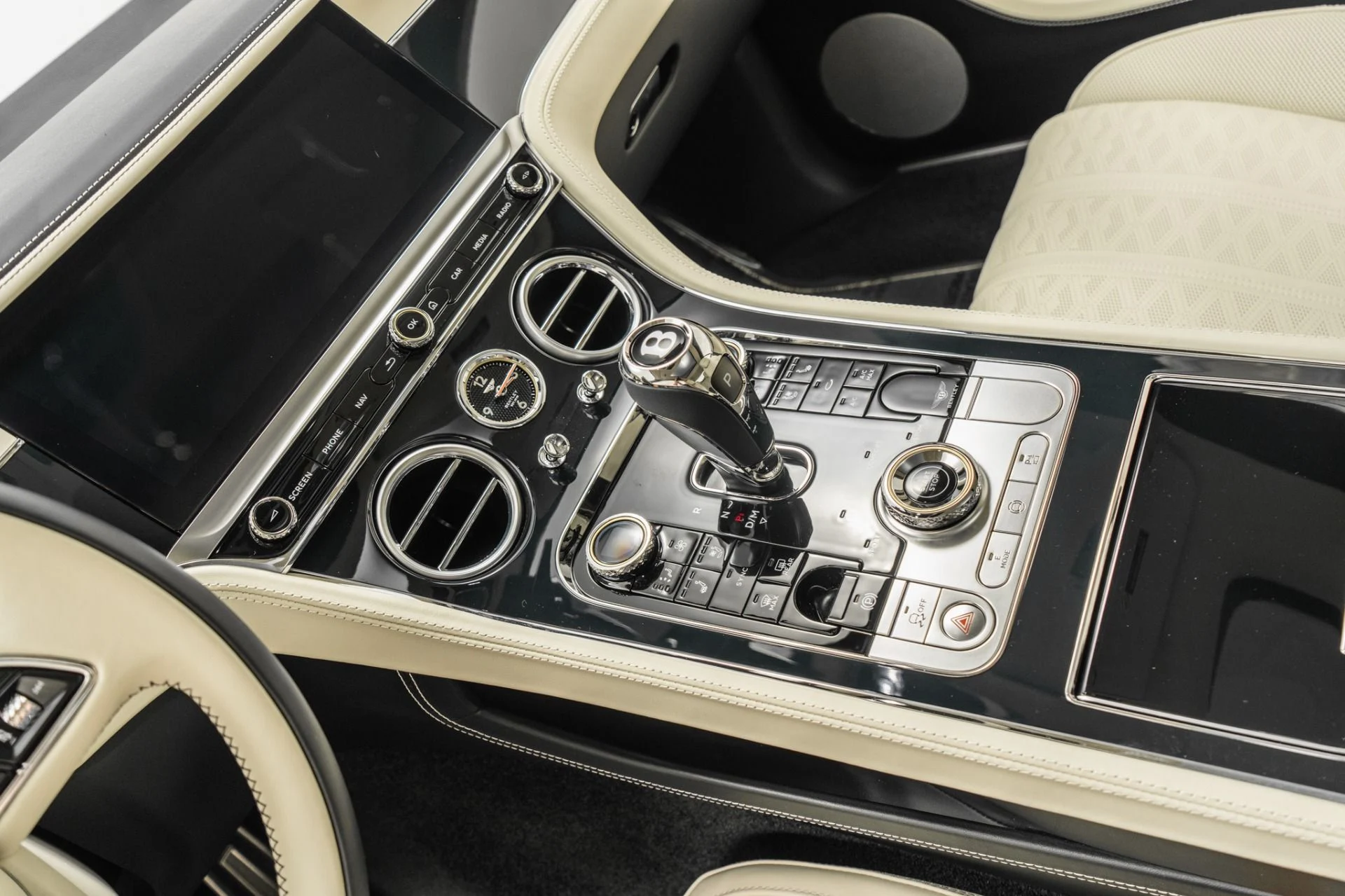 mph027_449962669_Used_2025_Bentley_Continental_GT_Speed_Touring_Specification_Front_Seat_Comfort_Specification_1782936260_f59de339d4