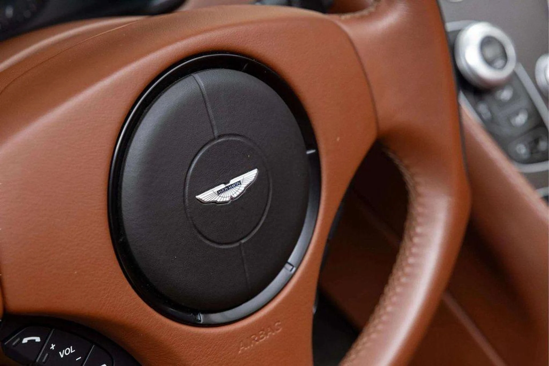 mph027_450328828_5a2_Y6_Dft_OJ_25_R6zx2_M_Eez_Lj4k5_M_0bc1816166