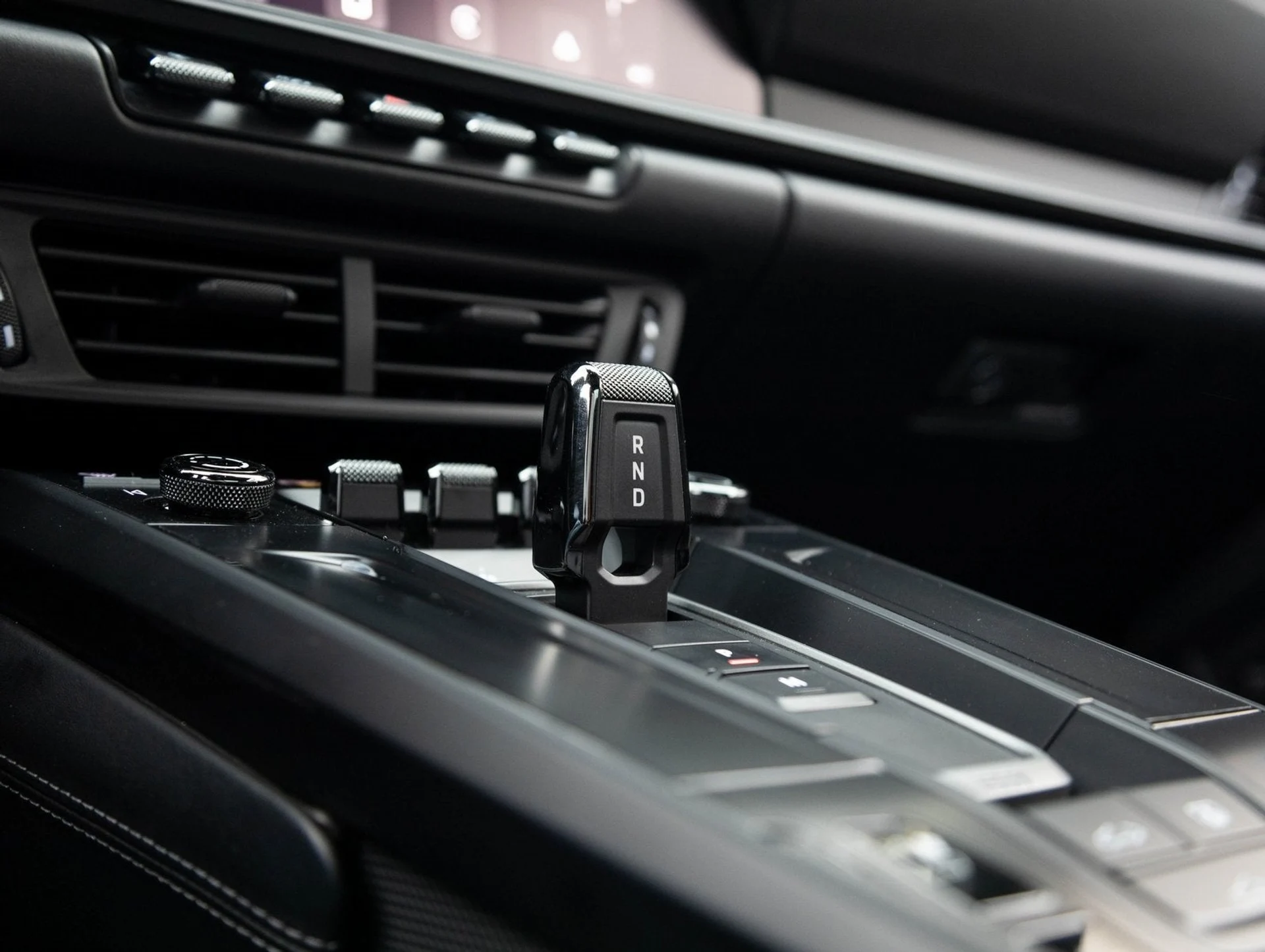 mph027_451905390_28_d60d2e34f5