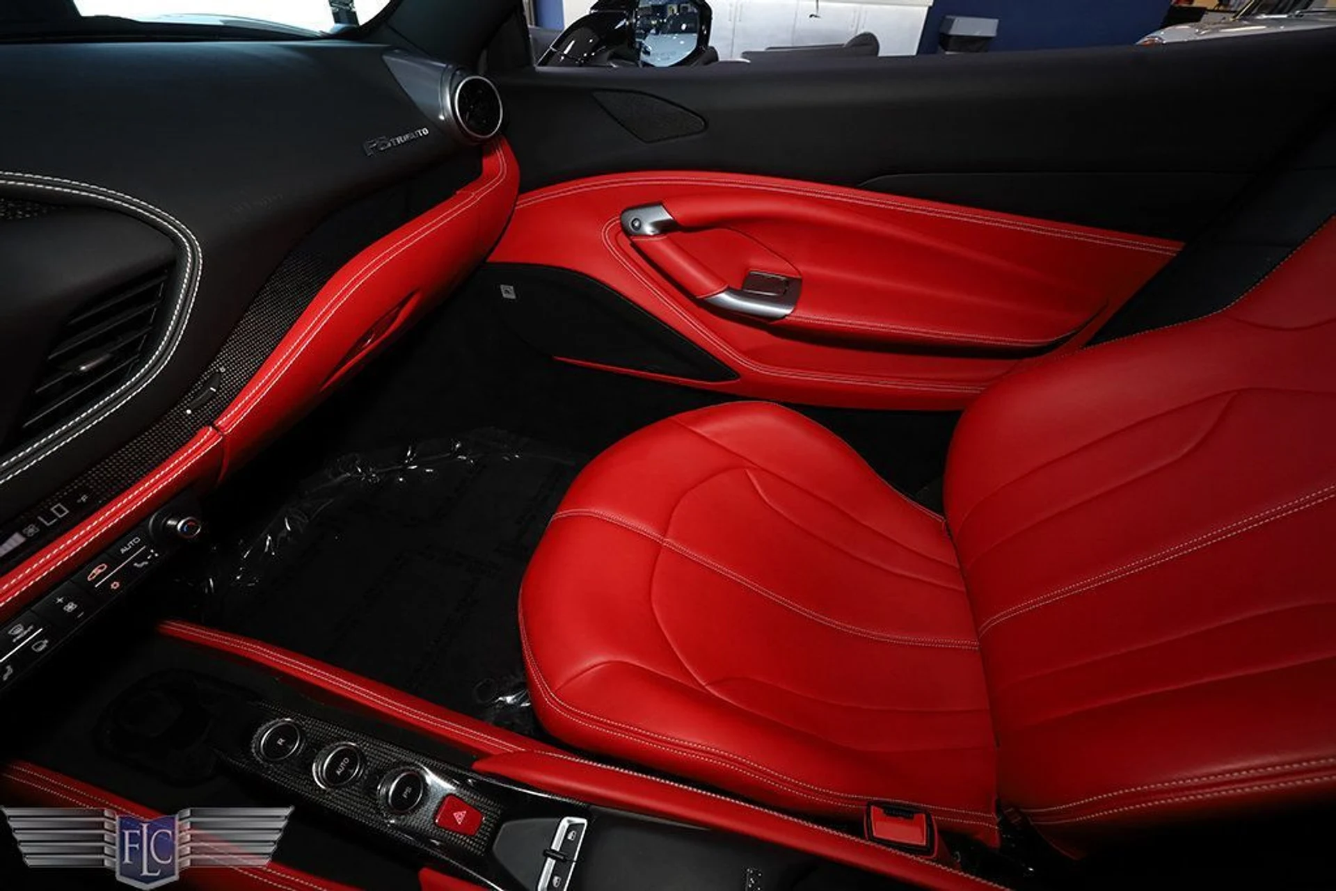 mph027_452716641_used_2022_ferrari_f8_tributo_coupe_6305_23040328_28_1024_c8677cb82b