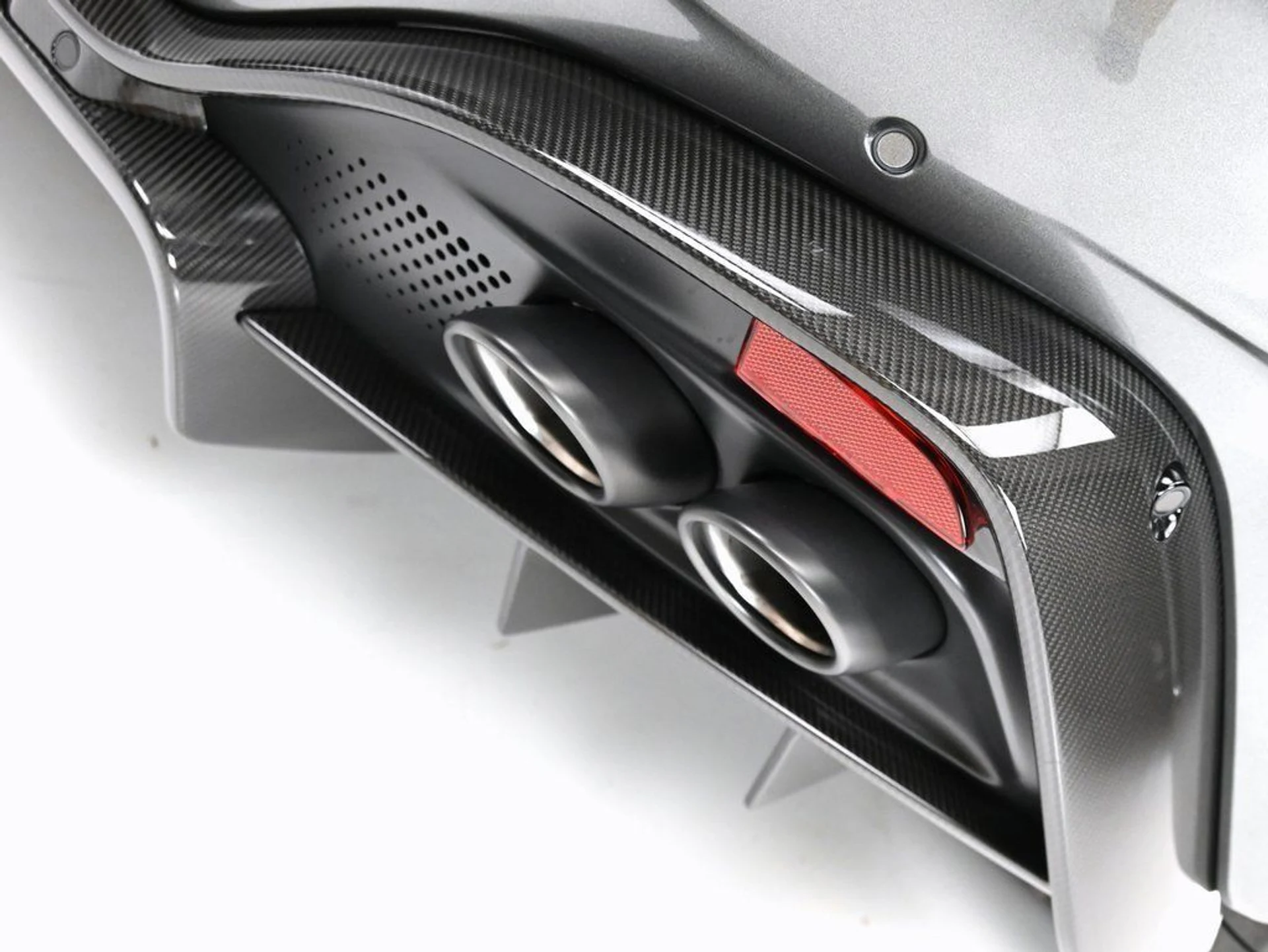 mph027_456800554_6c933ade5841750b9f5a11c7a36f110b_cc5c237502