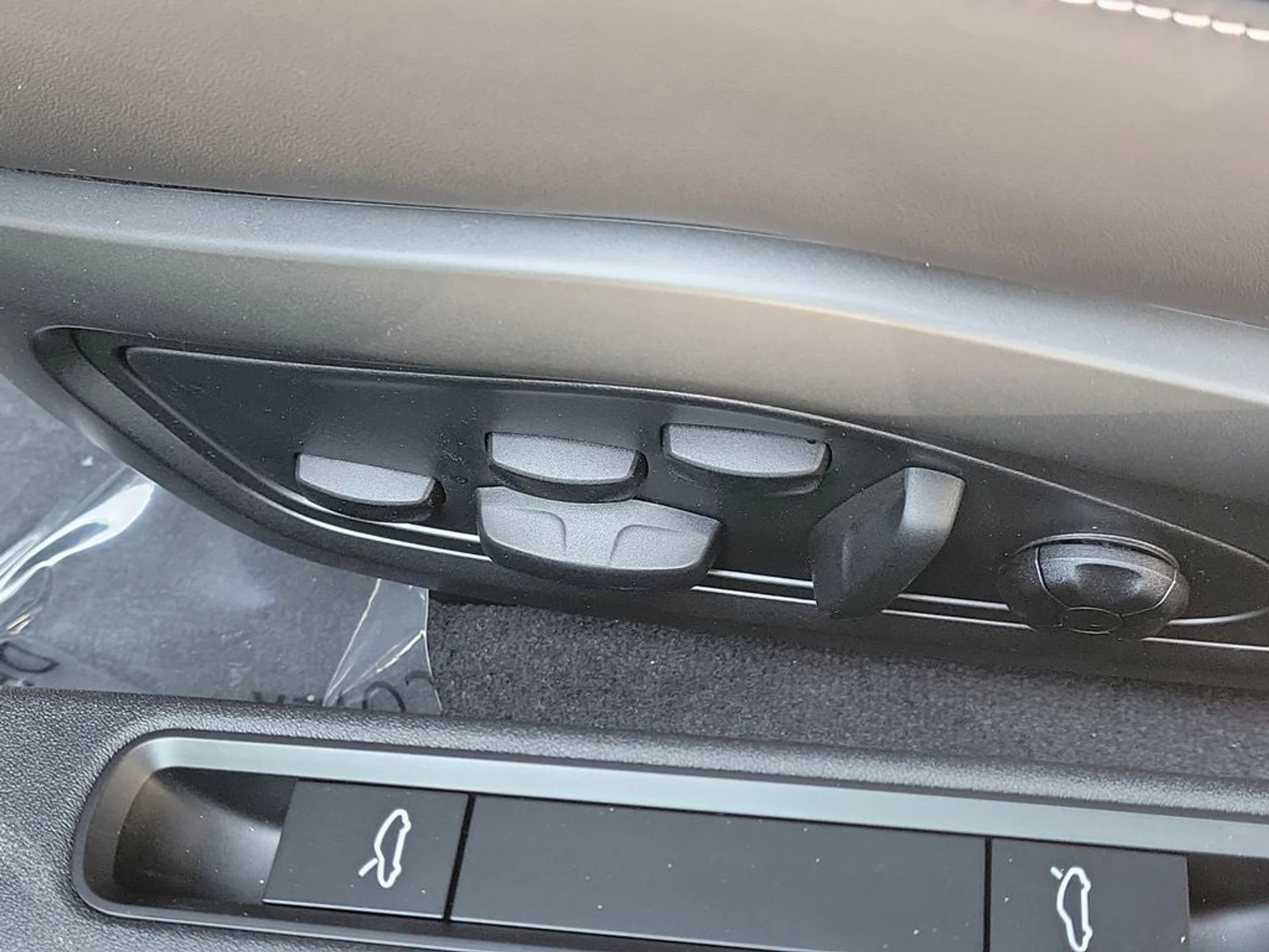 mph027_457716007_28_68e4855dbd