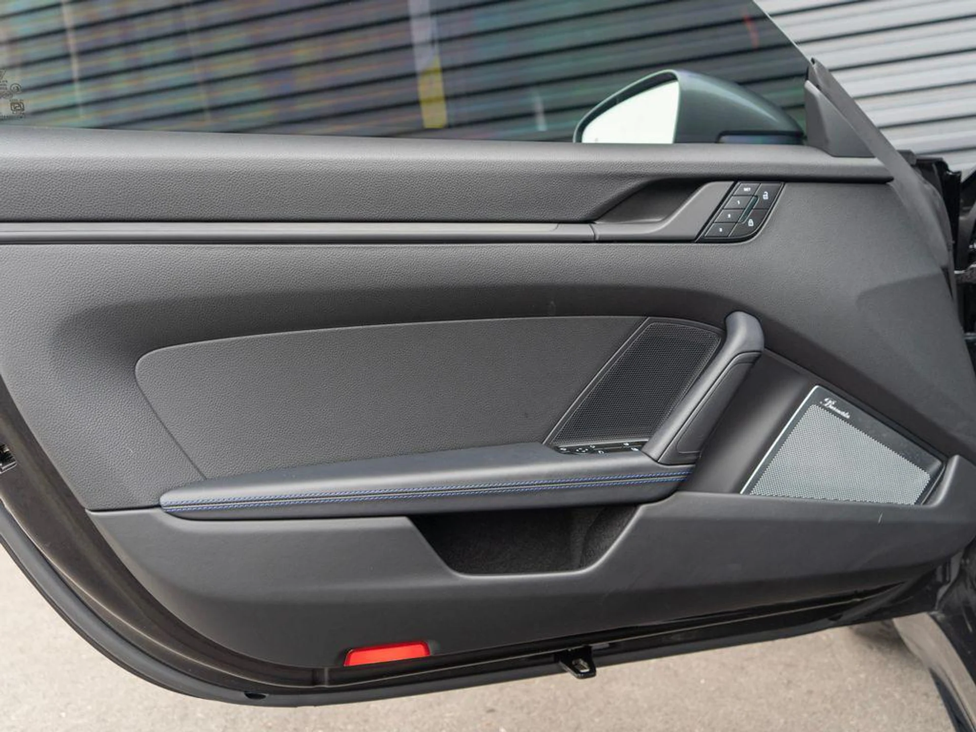 mph027_466573964_wp_Q_m_HLHB_54_x_Hg_9_Qd5pg5zkjw_b3702b314a