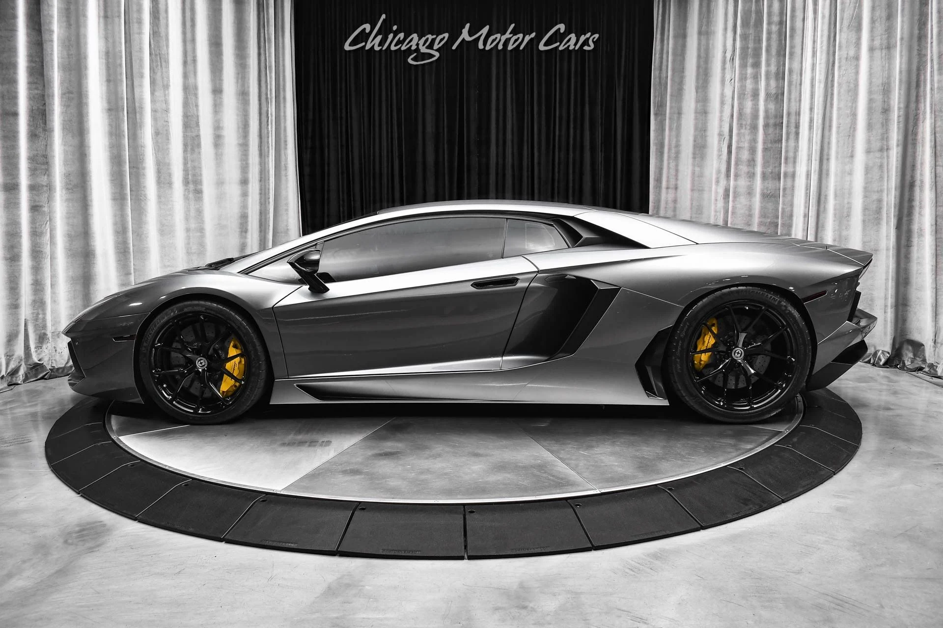 mph027_467399123_12975_p28_l_a2b36cfffc