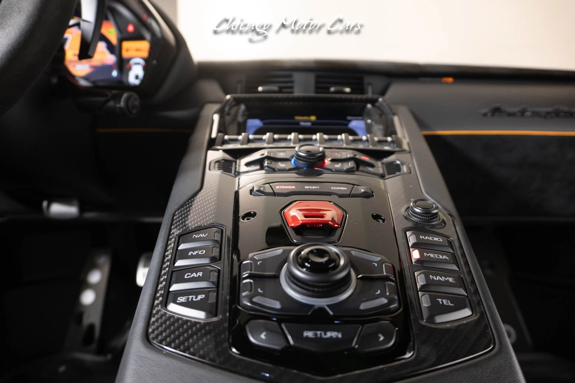 mph027_481882306_13080_p28_l_72c278353a