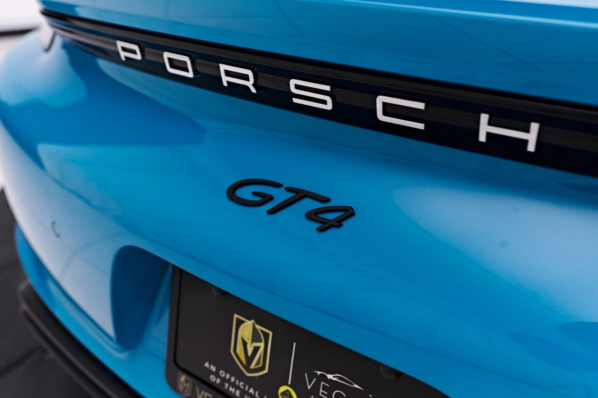 mph027_49441097_Used_2021_Porsche_718_Cayman_GT_4_1753215060_6e9c26b370