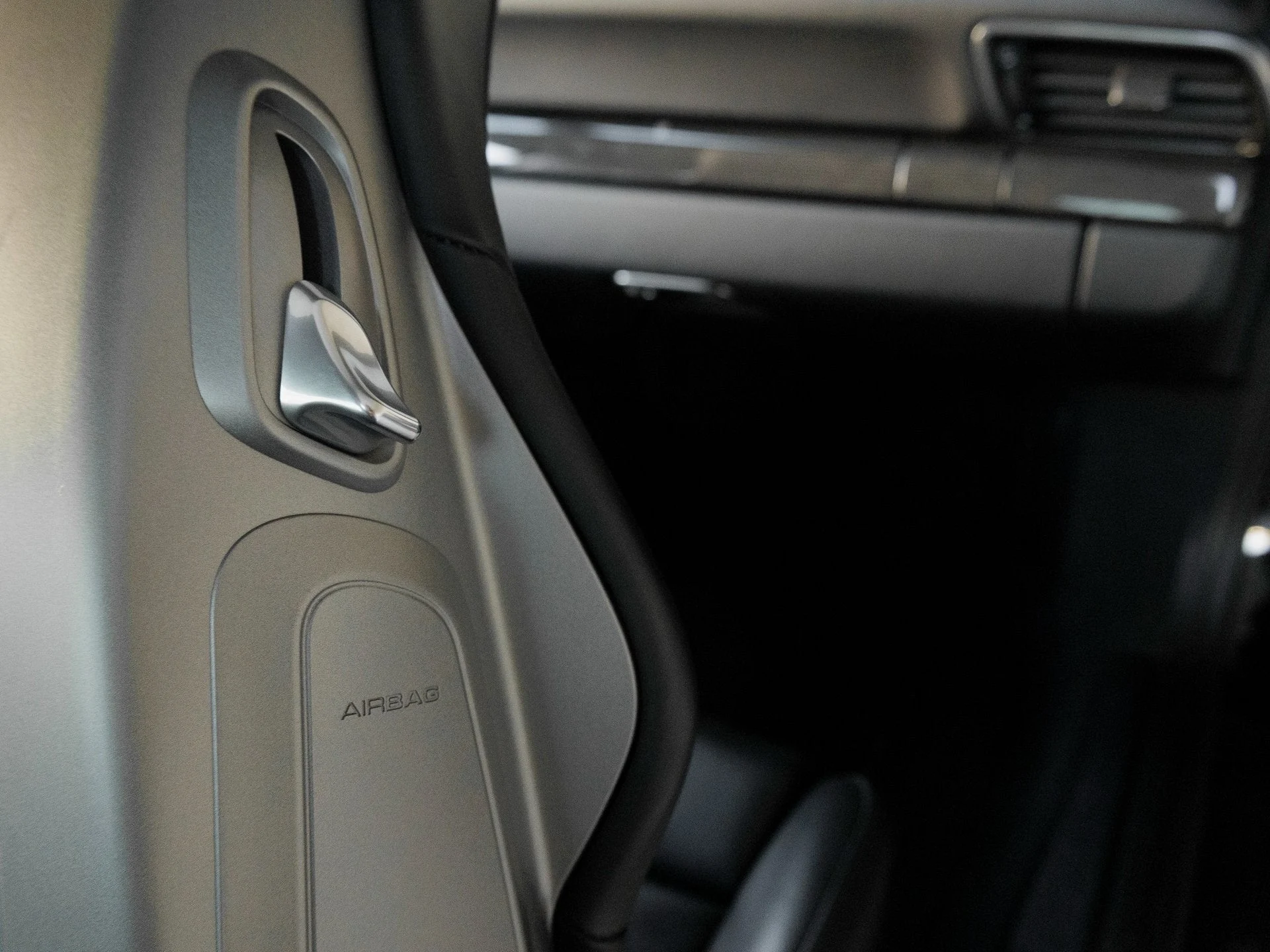 mph027_498193650_28_8d8de7468a