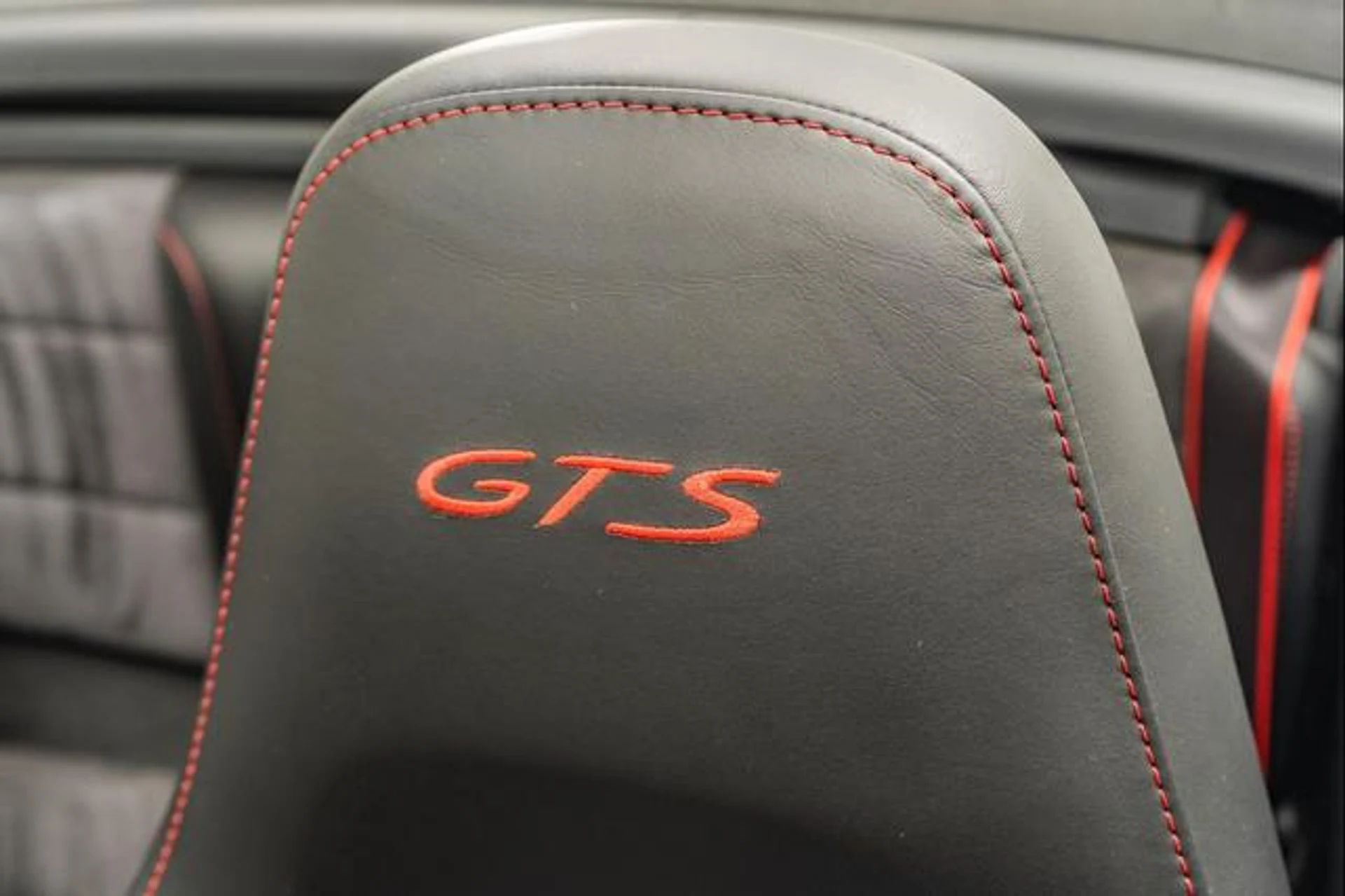 mph027_500839077_9vo0_F_Tbl_QPCADMF_Ek_insh6s9_BE_df6819aa6f