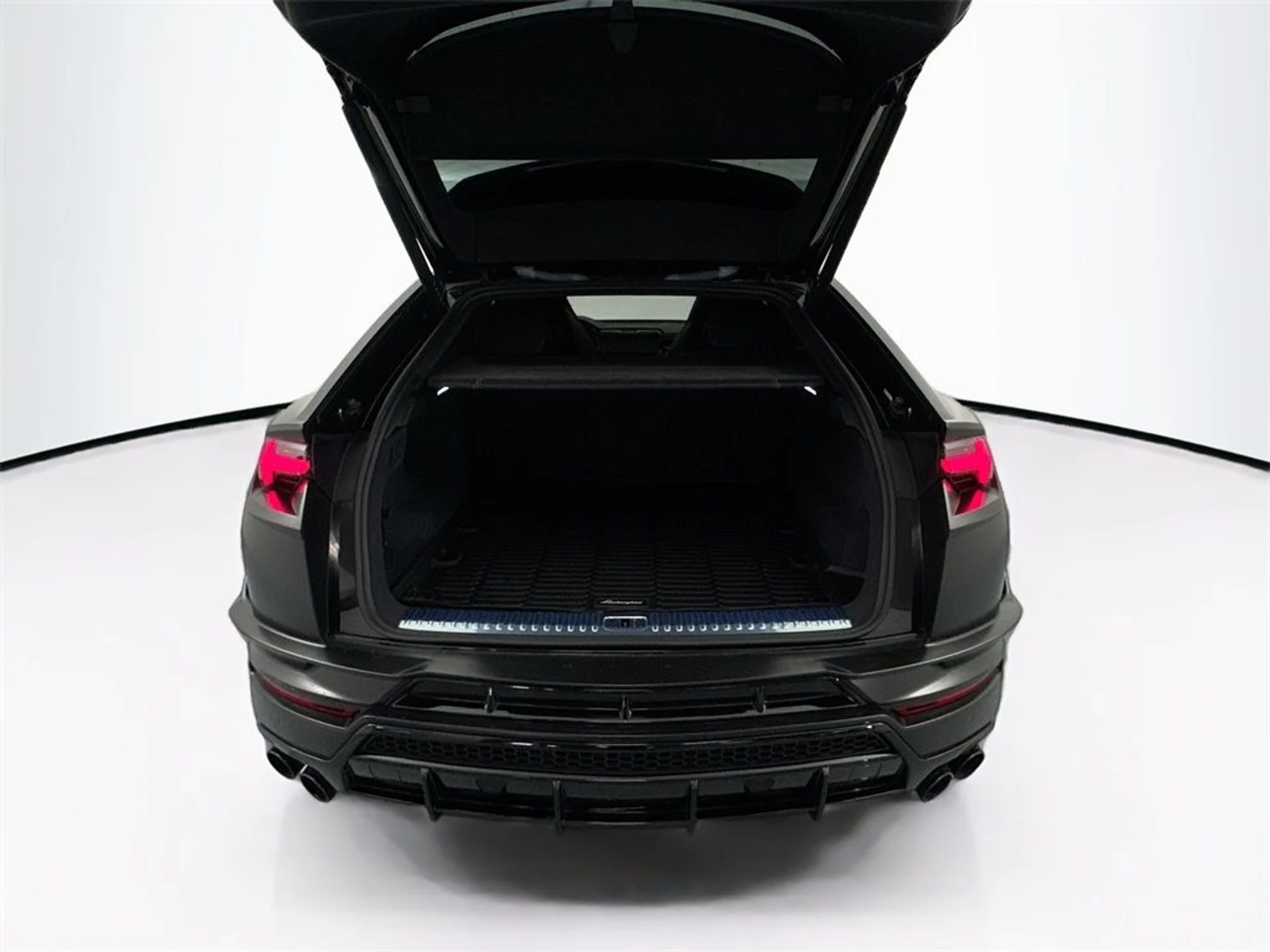 mph027_500977100_3e06bef57131709e2aa25a01133abe48_1a932e2414