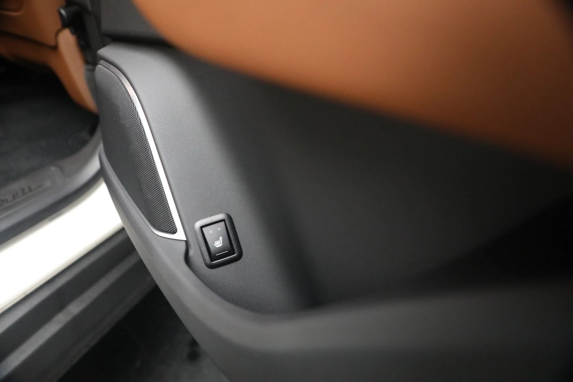 mph027_504077880_Used_2022_Maserati_Levante_Modena_1765059797_4056225813