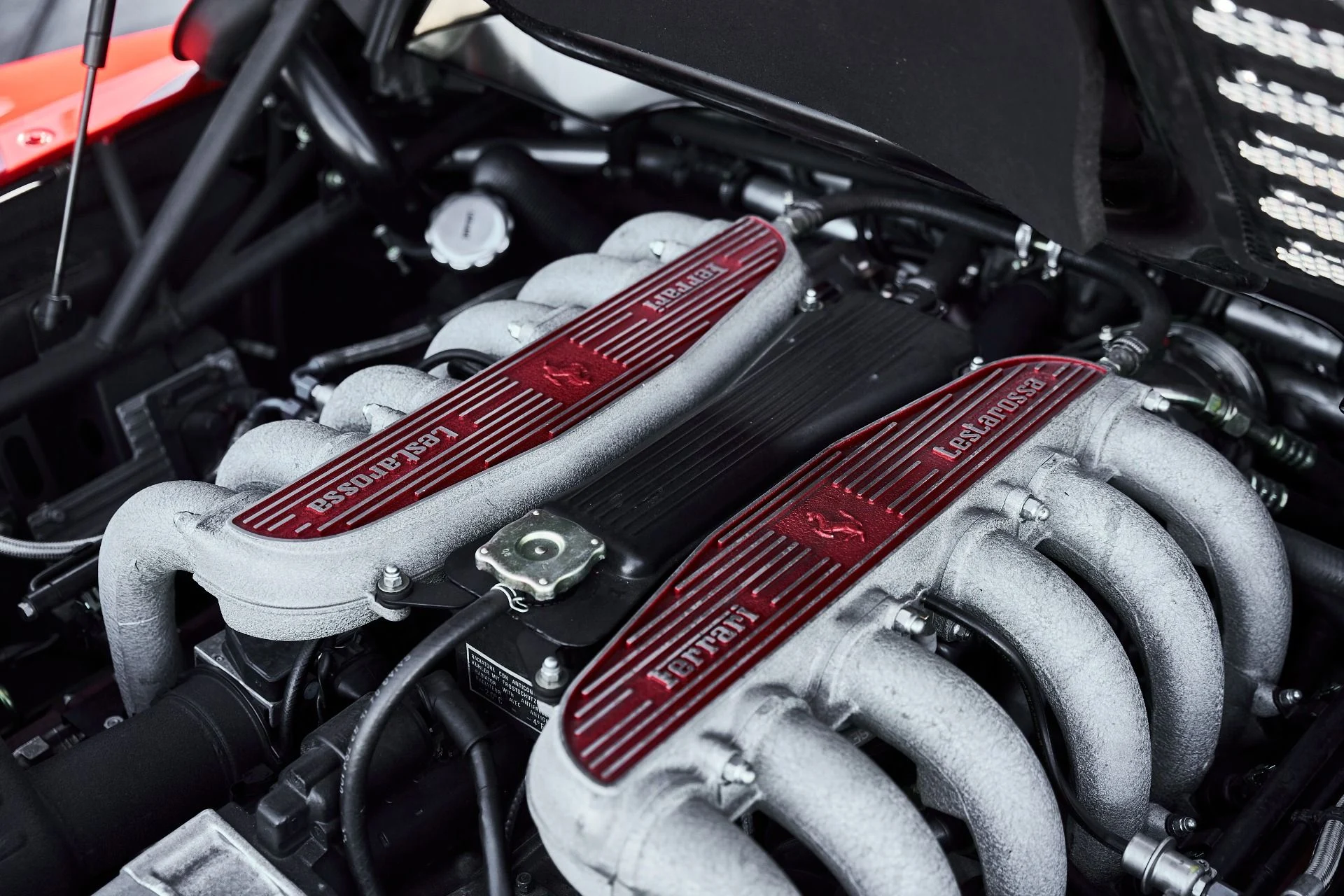 mph027_50424372_Used_1993_Ferrari_512_TR_1776807756_6cf0b2efda